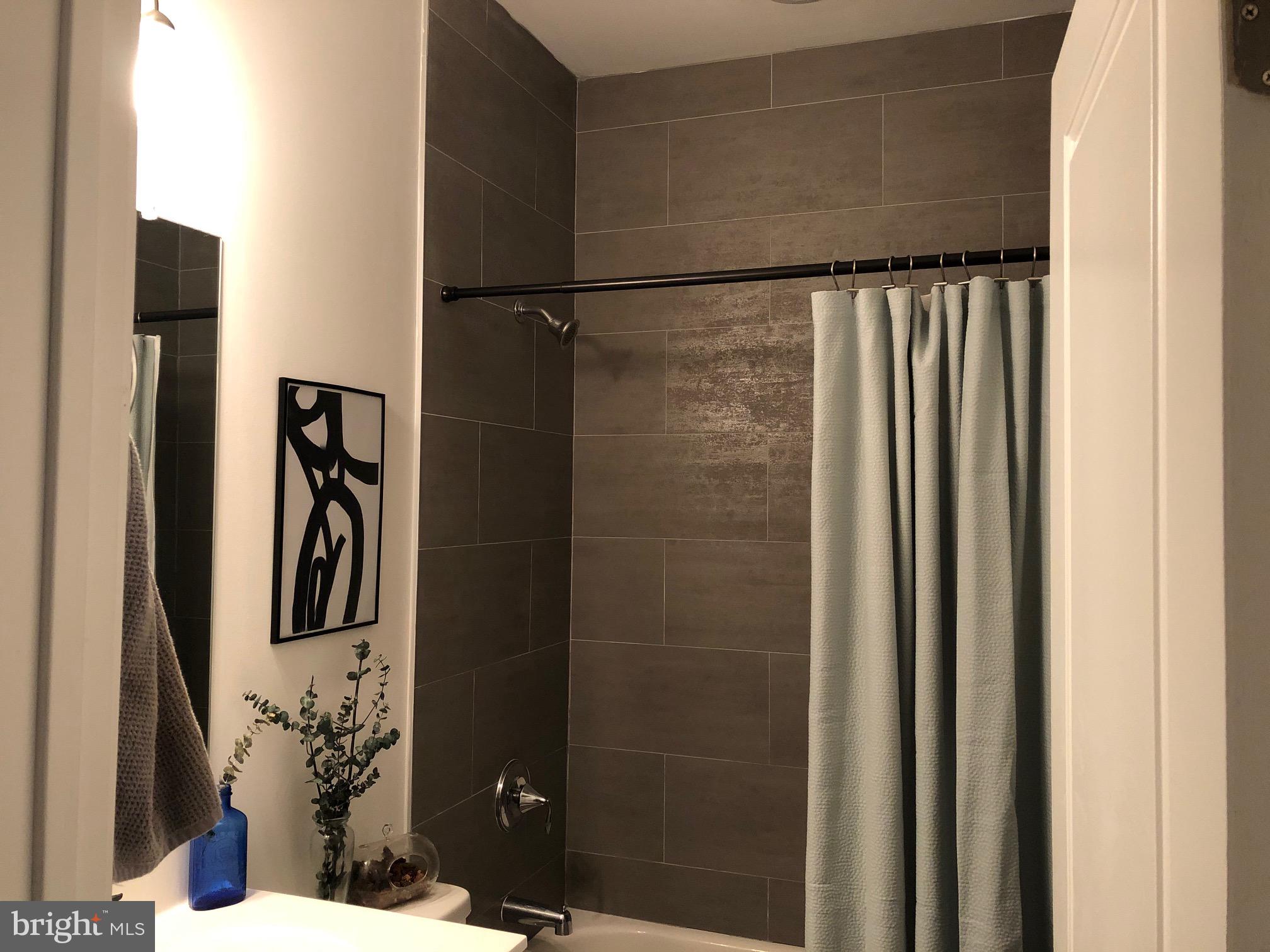 FRANCISVILLE - Residential