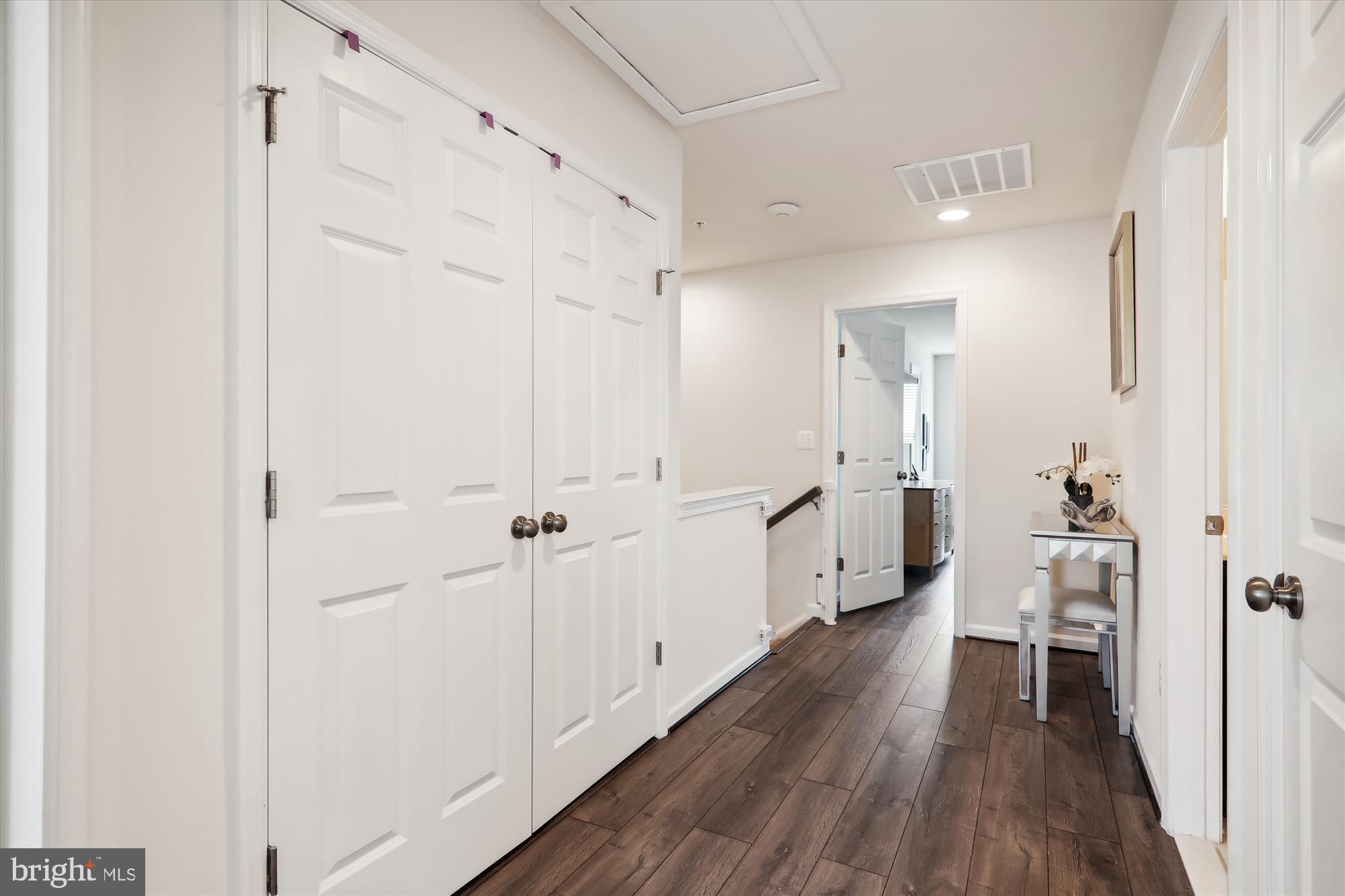 BRADFORD'S LANDING - Residential