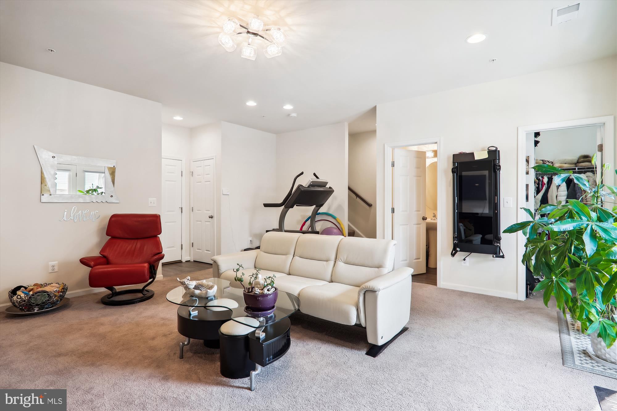 BRADFORD'S LANDING - Residential