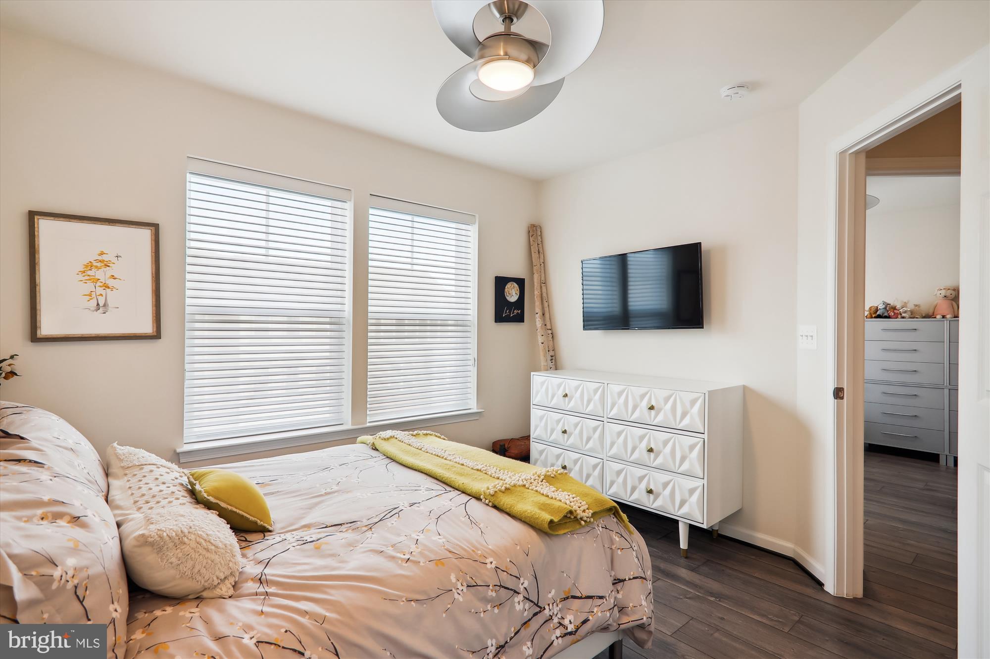 BRADFORD'S LANDING - Residential