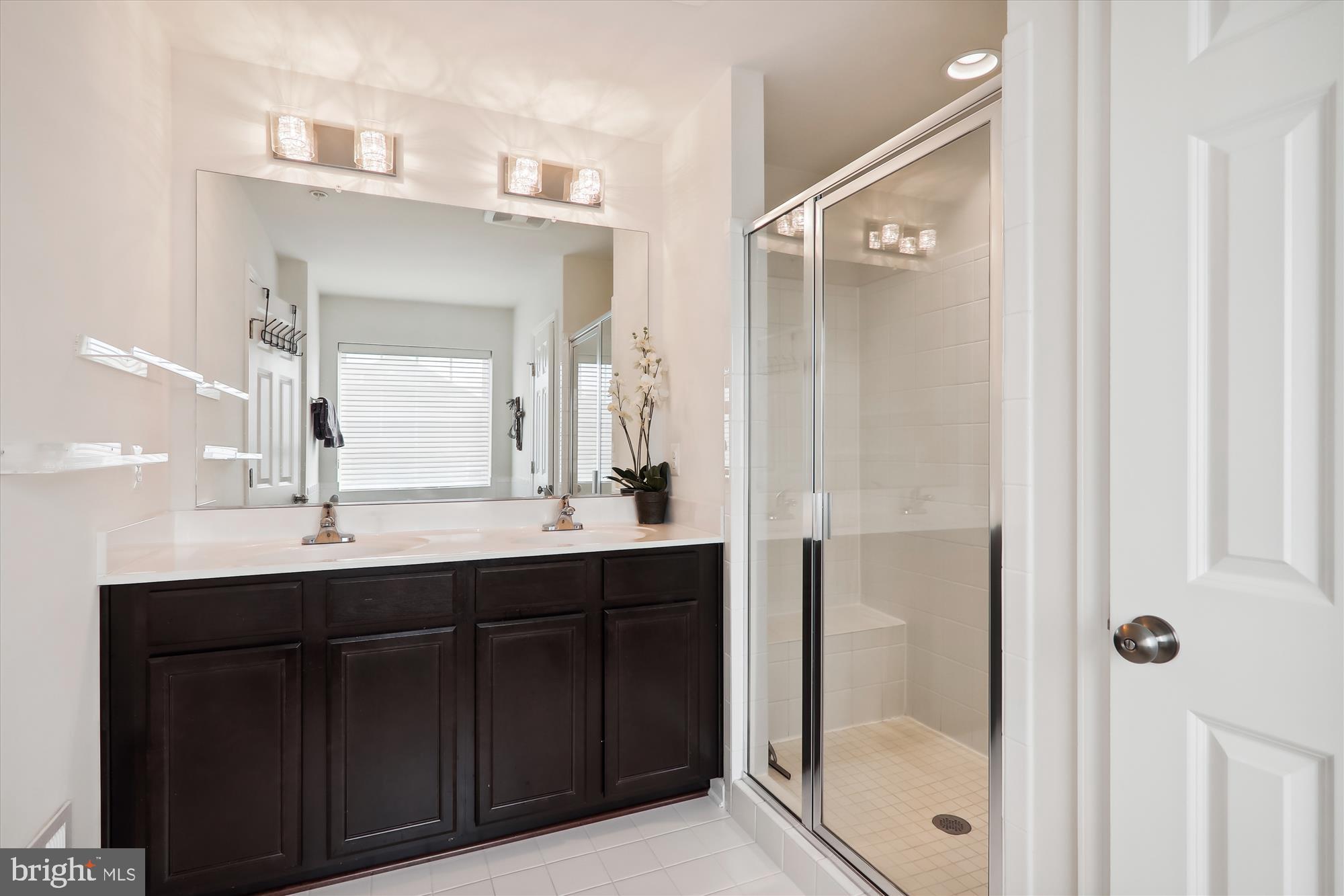 BRADFORD'S LANDING - Residential