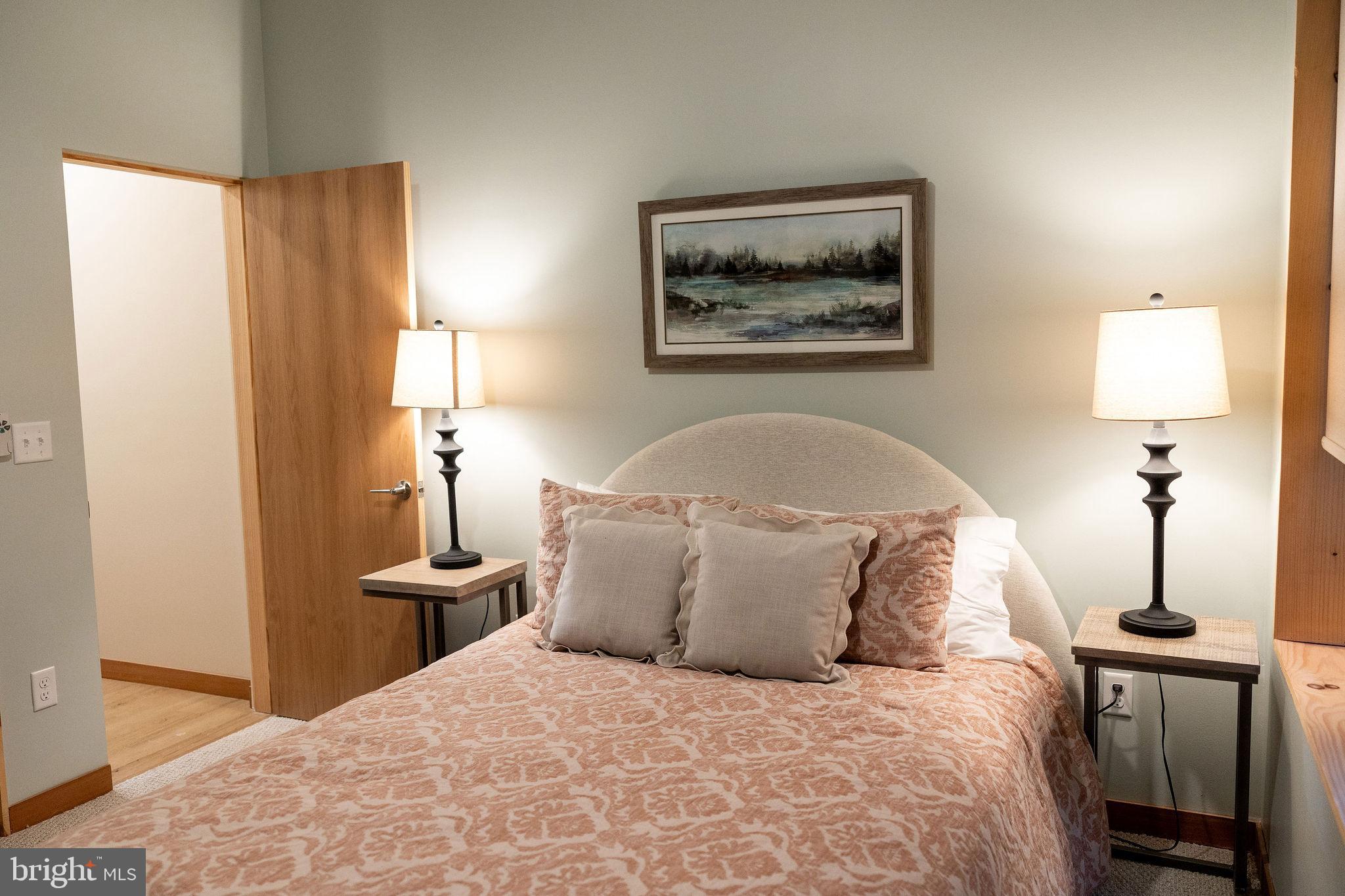 WATERS EDGE AT WISP - Residential