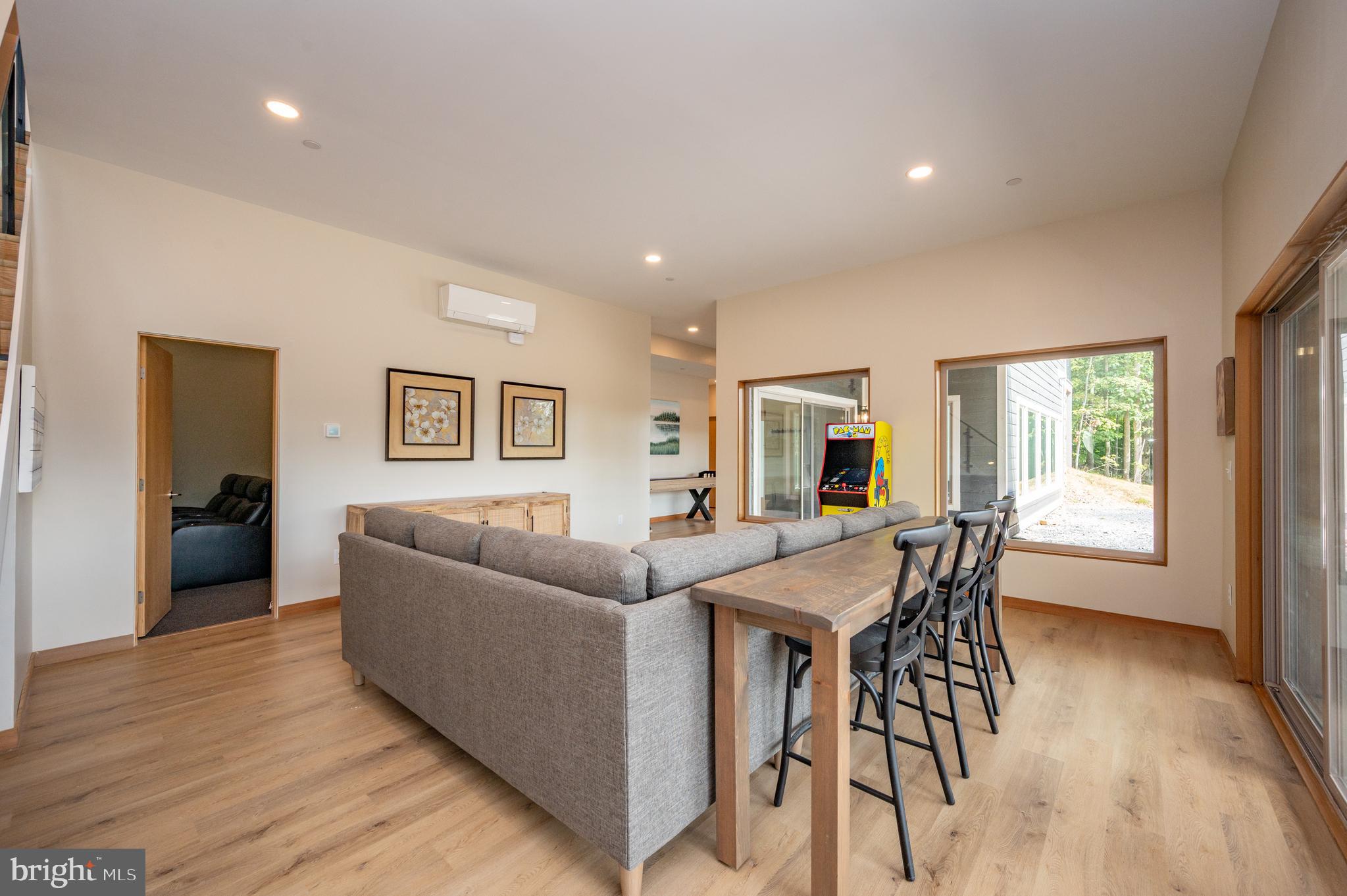 WATERS EDGE AT WISP - Residential
