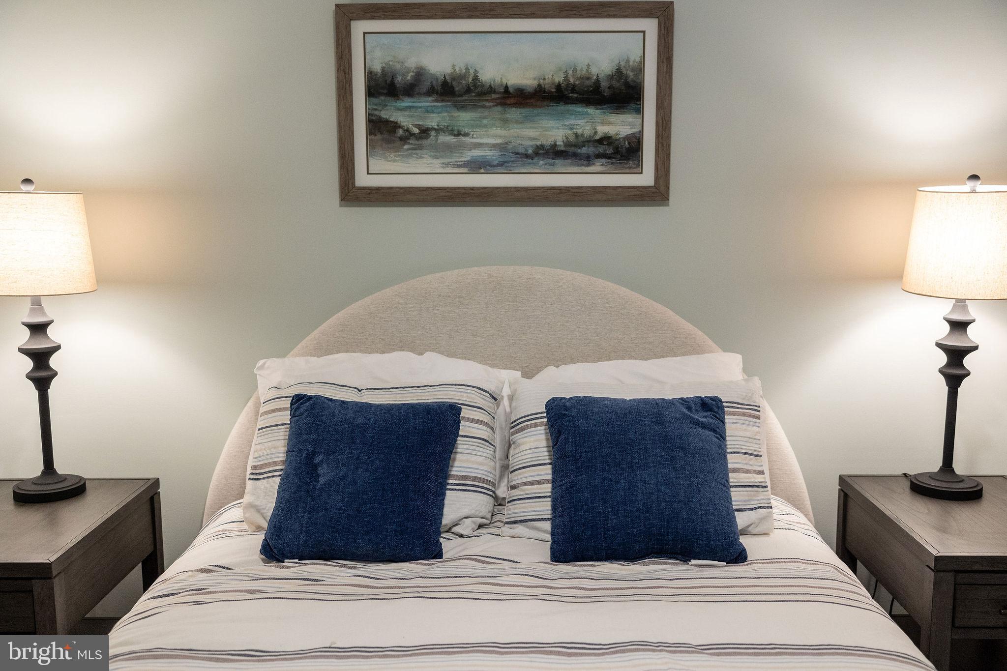 WATERS EDGE AT WISP - Residential