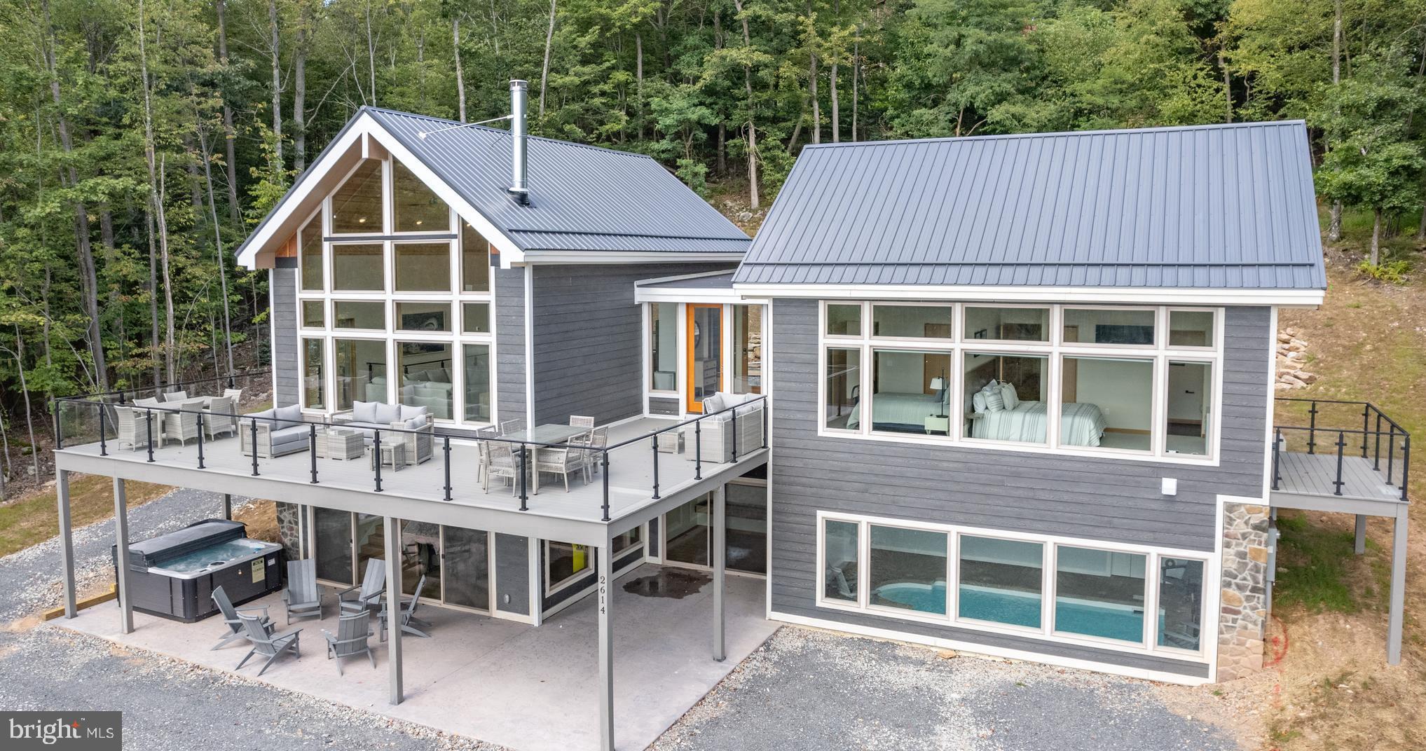 WATERS EDGE AT WISP - Residential