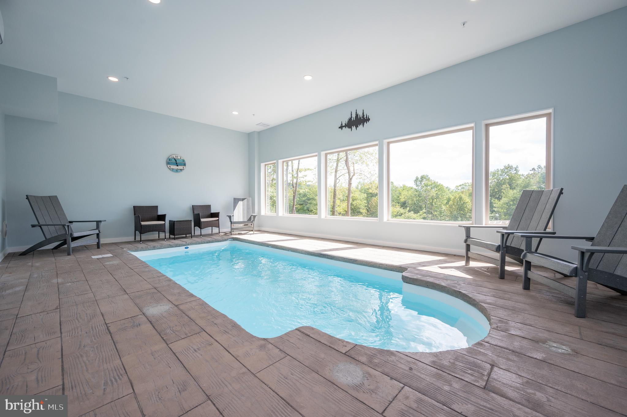 WATERS EDGE AT WISP - Residential
