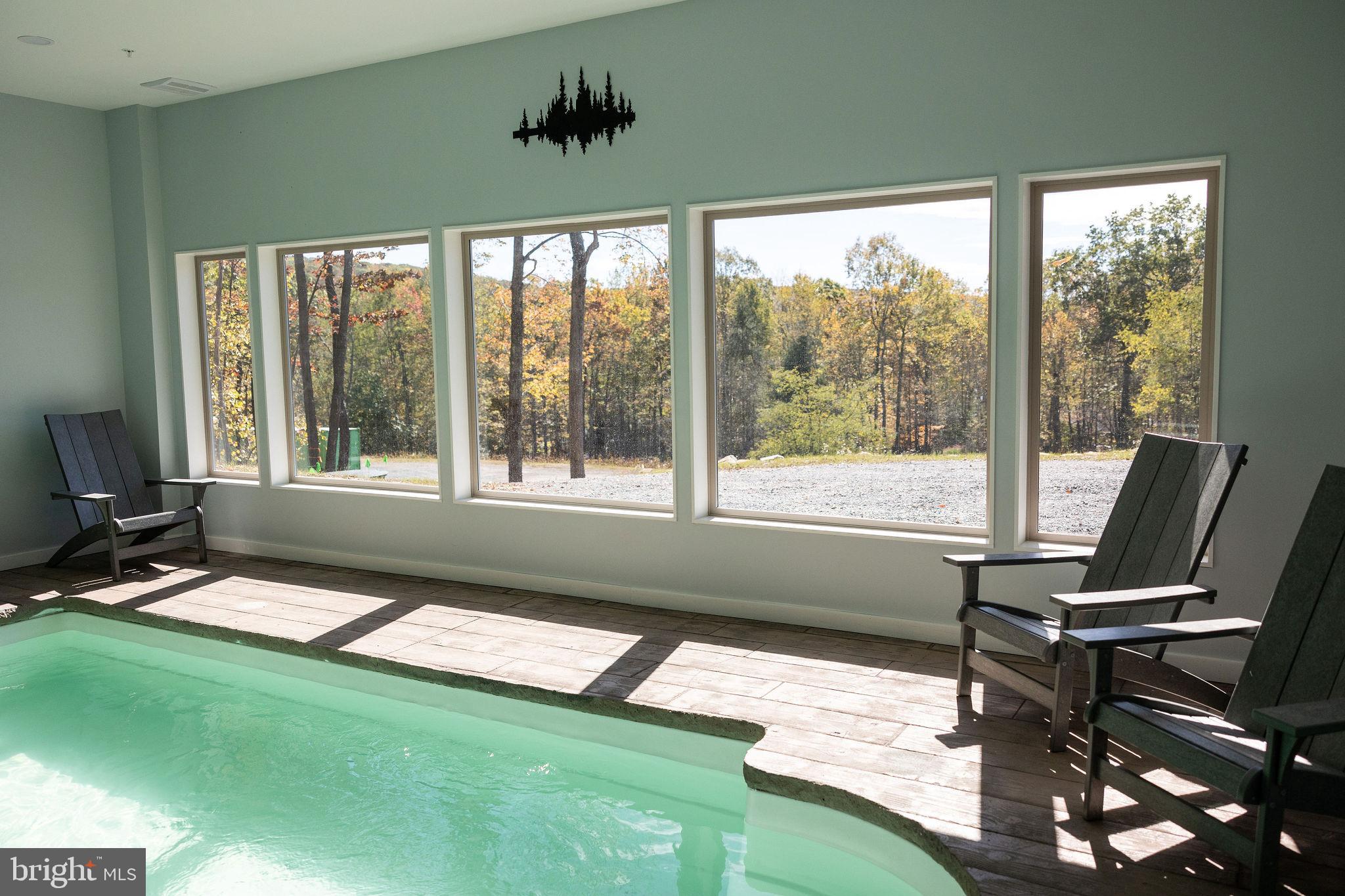 WATERS EDGE AT WISP - Residential