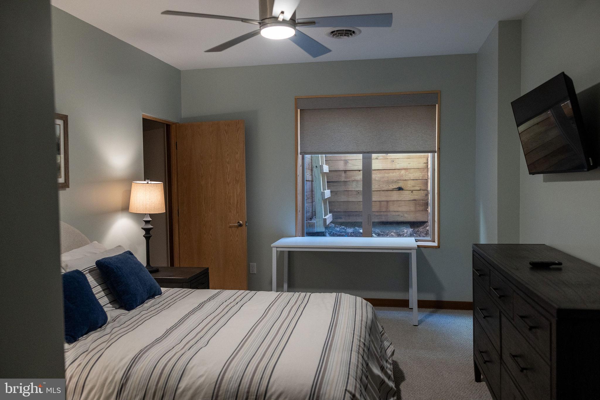 WATERS EDGE AT WISP - Residential