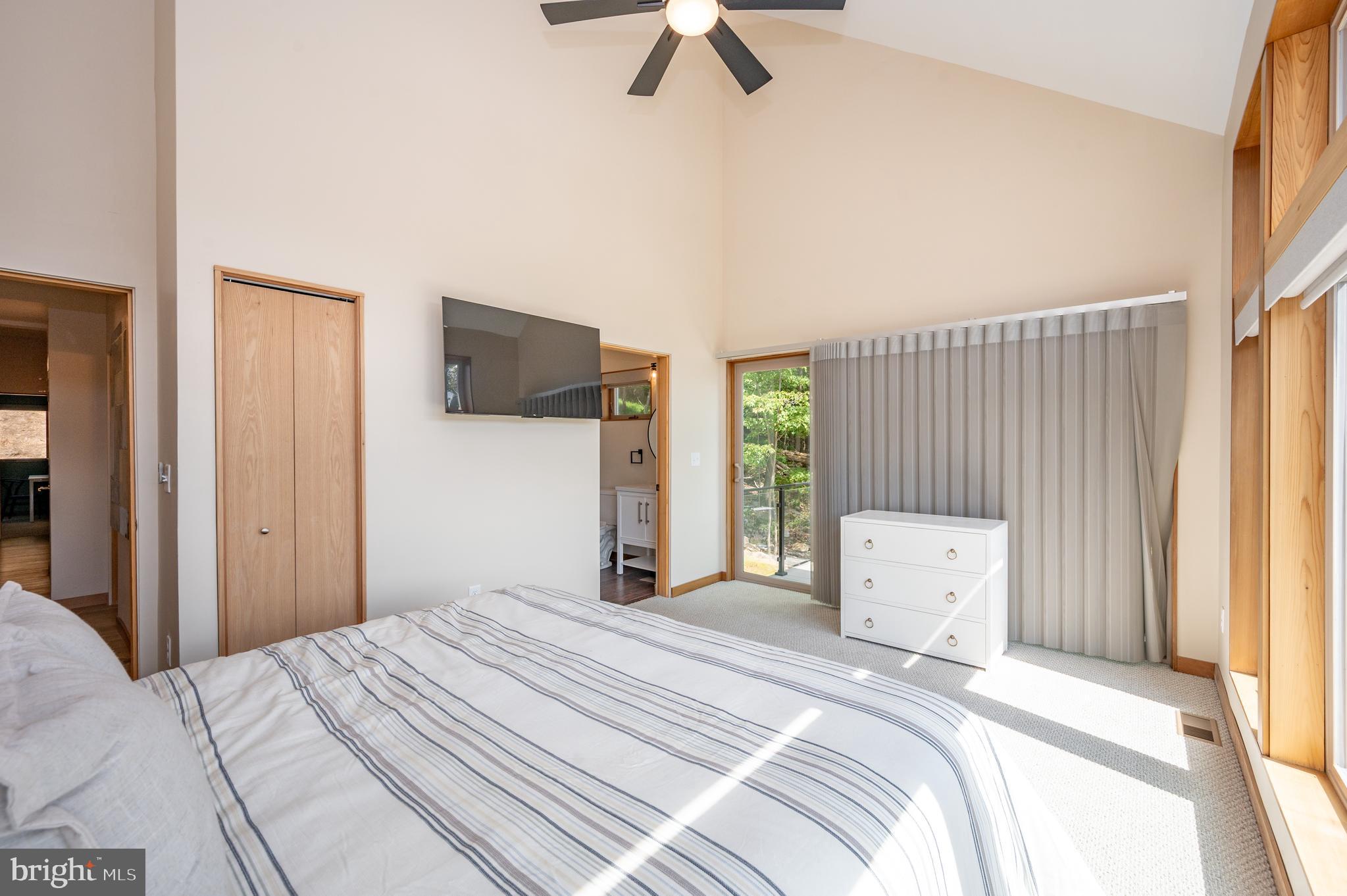 WATERS EDGE AT WISP - Residential