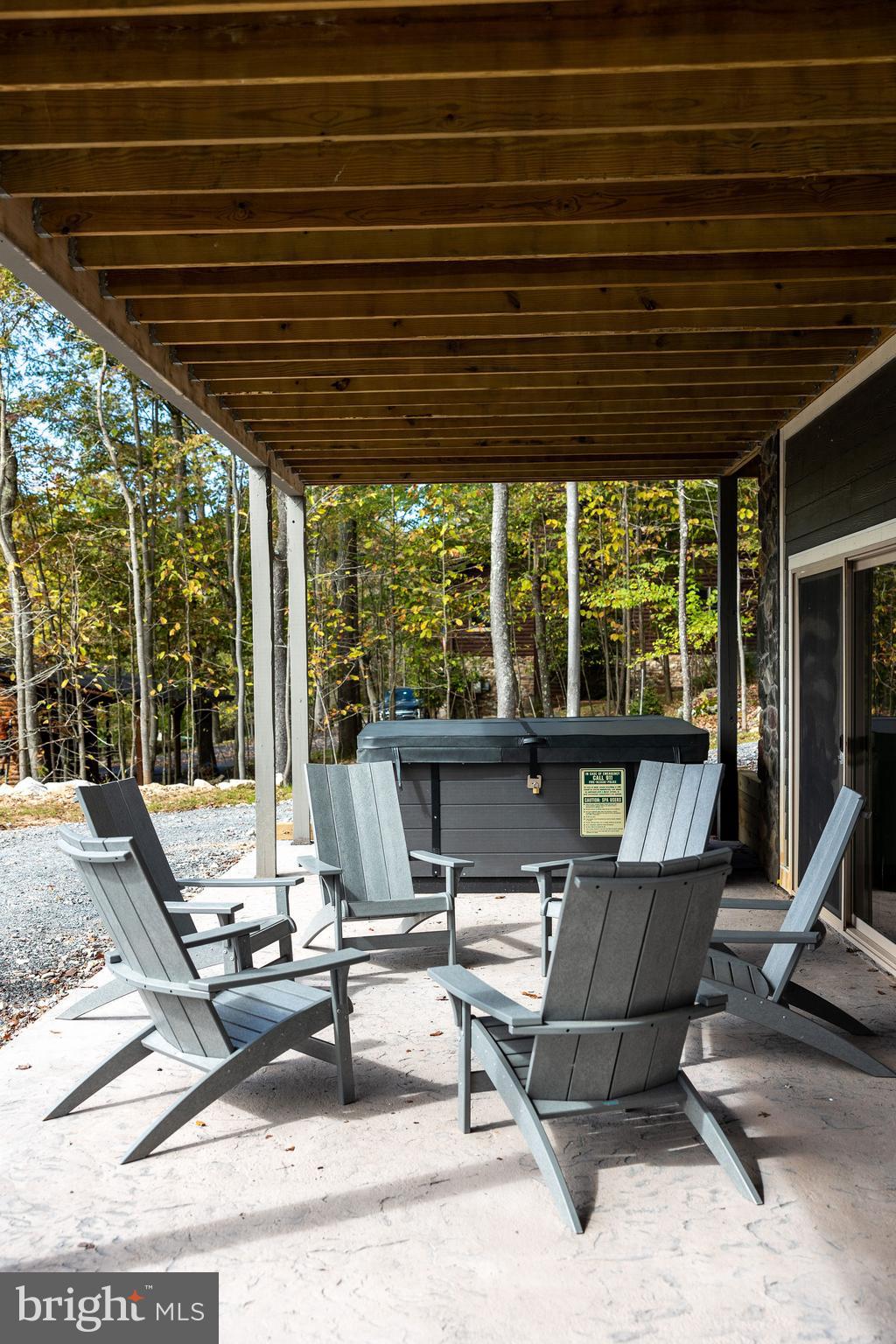 WATERS EDGE AT WISP - Residential