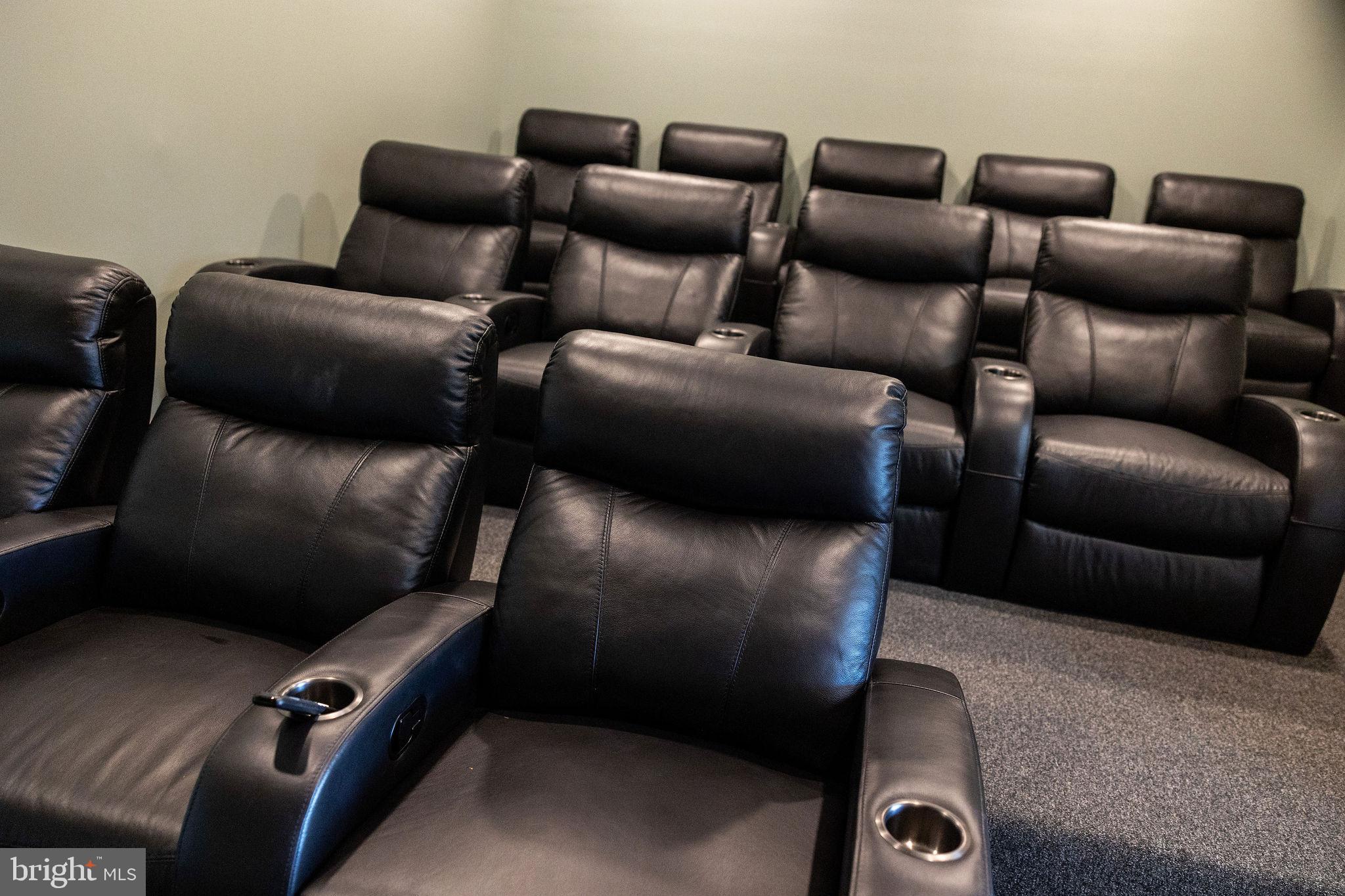 WATERS EDGE AT WISP - Residential