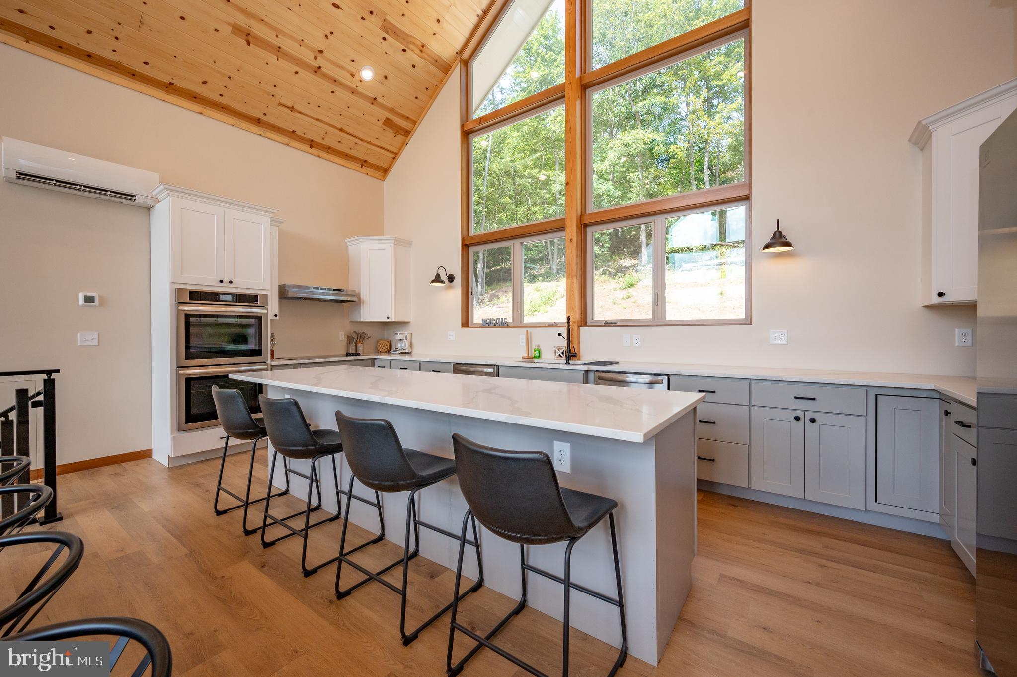 WATERS EDGE AT WISP - Residential