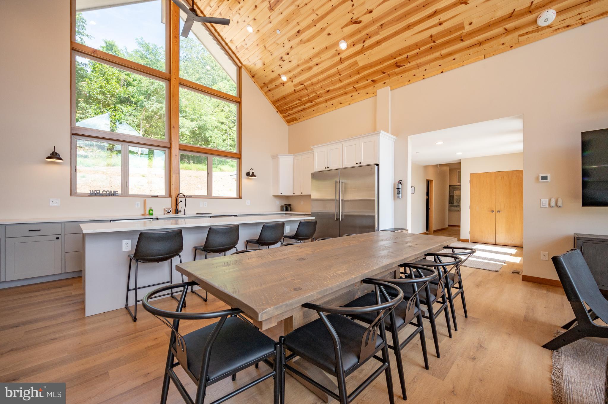 WATERS EDGE AT WISP - Residential