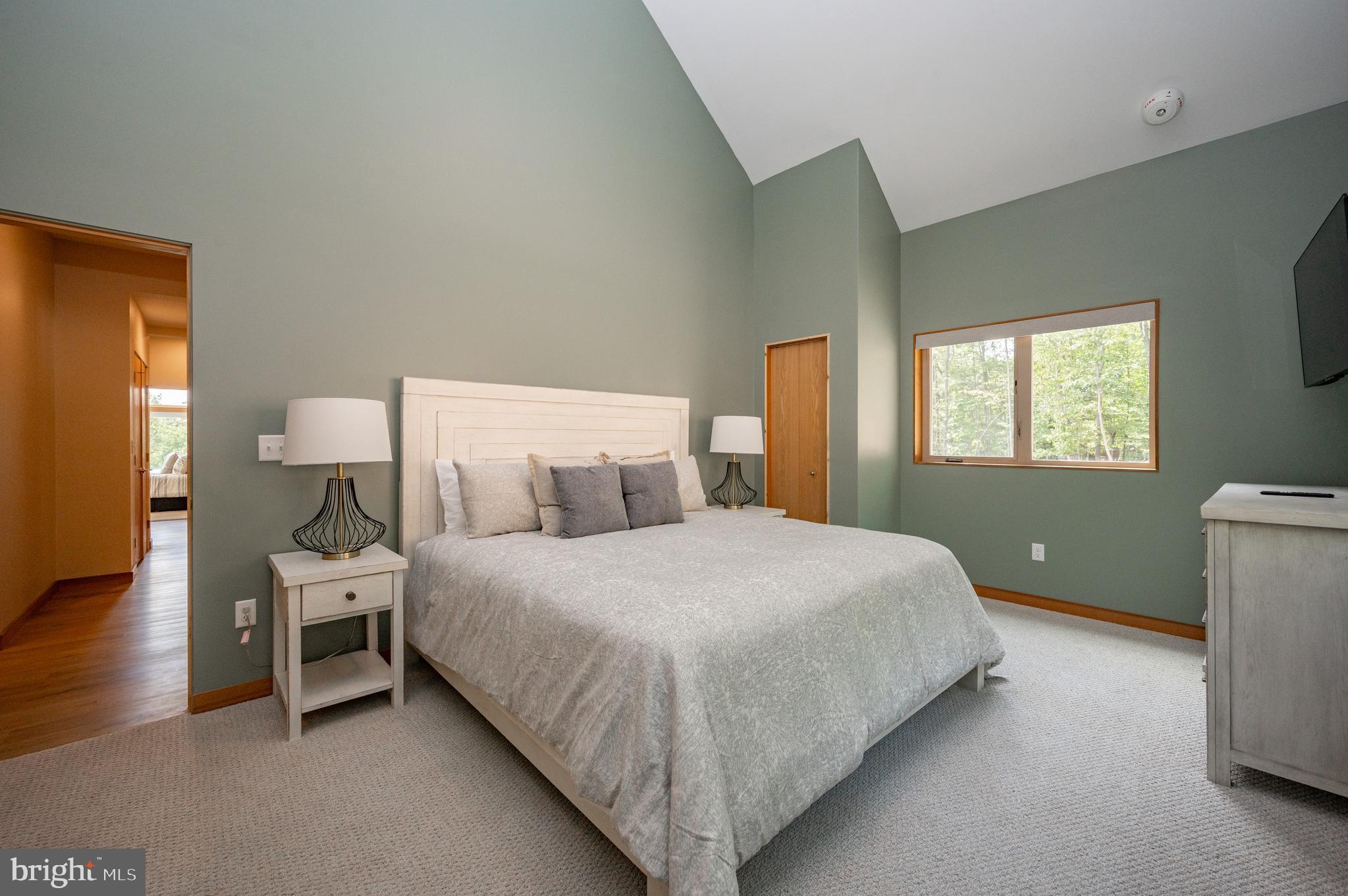 WATERS EDGE AT WISP - Residential