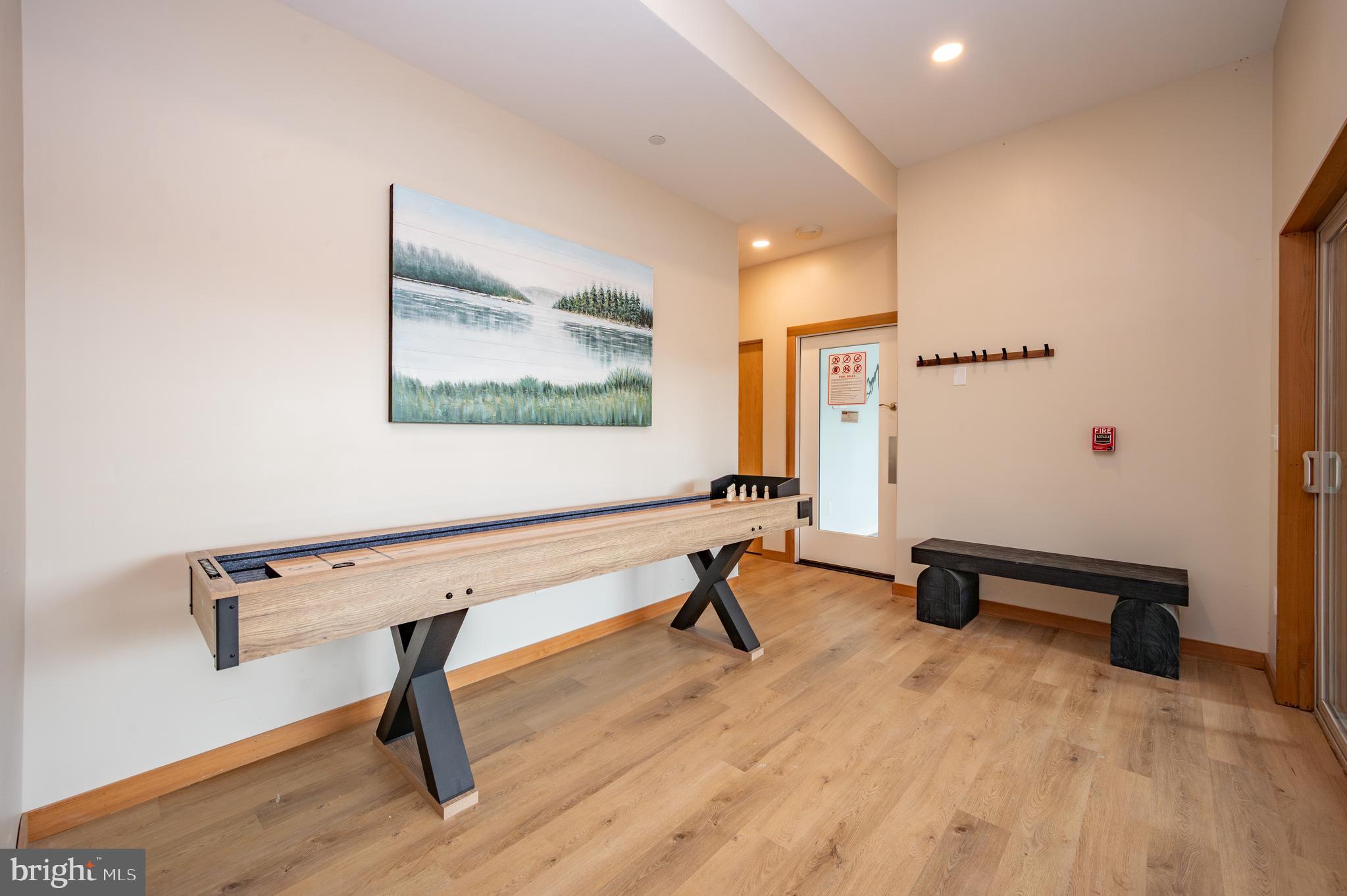 WATERS EDGE AT WISP - Residential