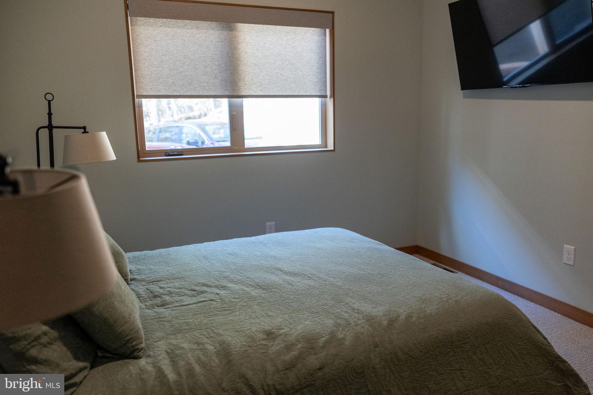 WATERS EDGE AT WISP - Residential