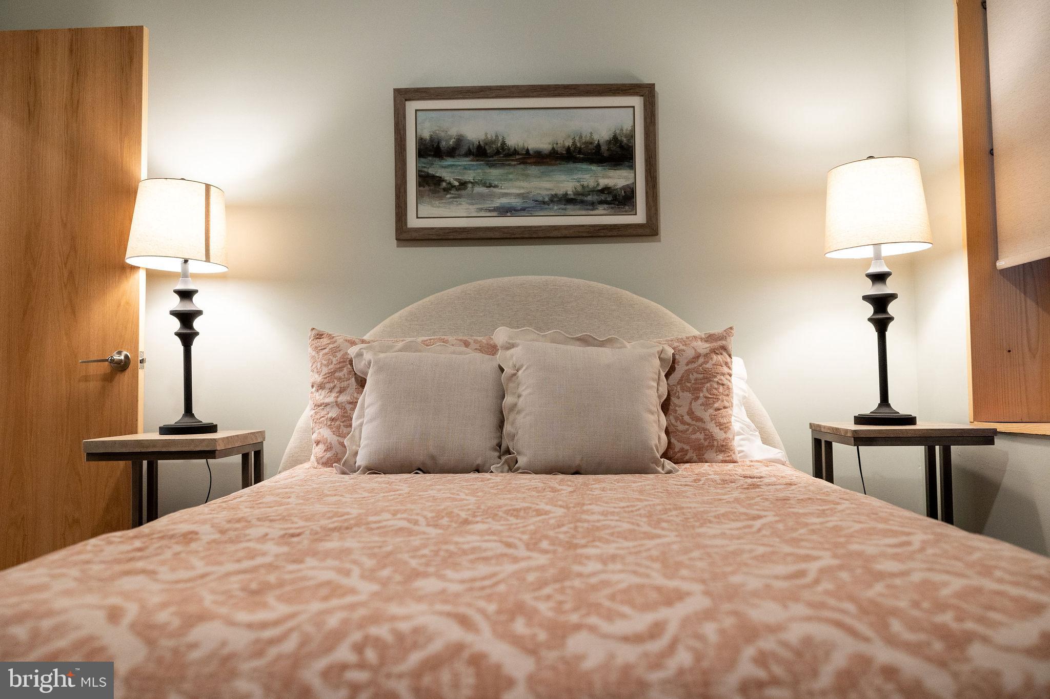 WATERS EDGE AT WISP - Residential