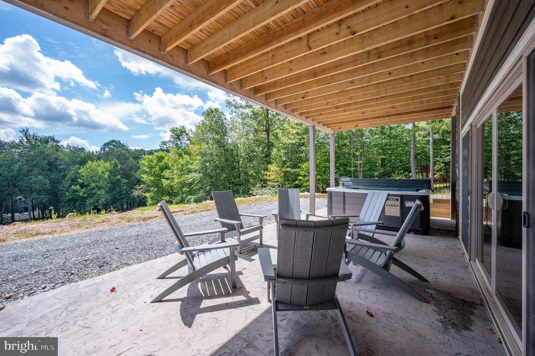 WATERS EDGE AT WISP - Residential