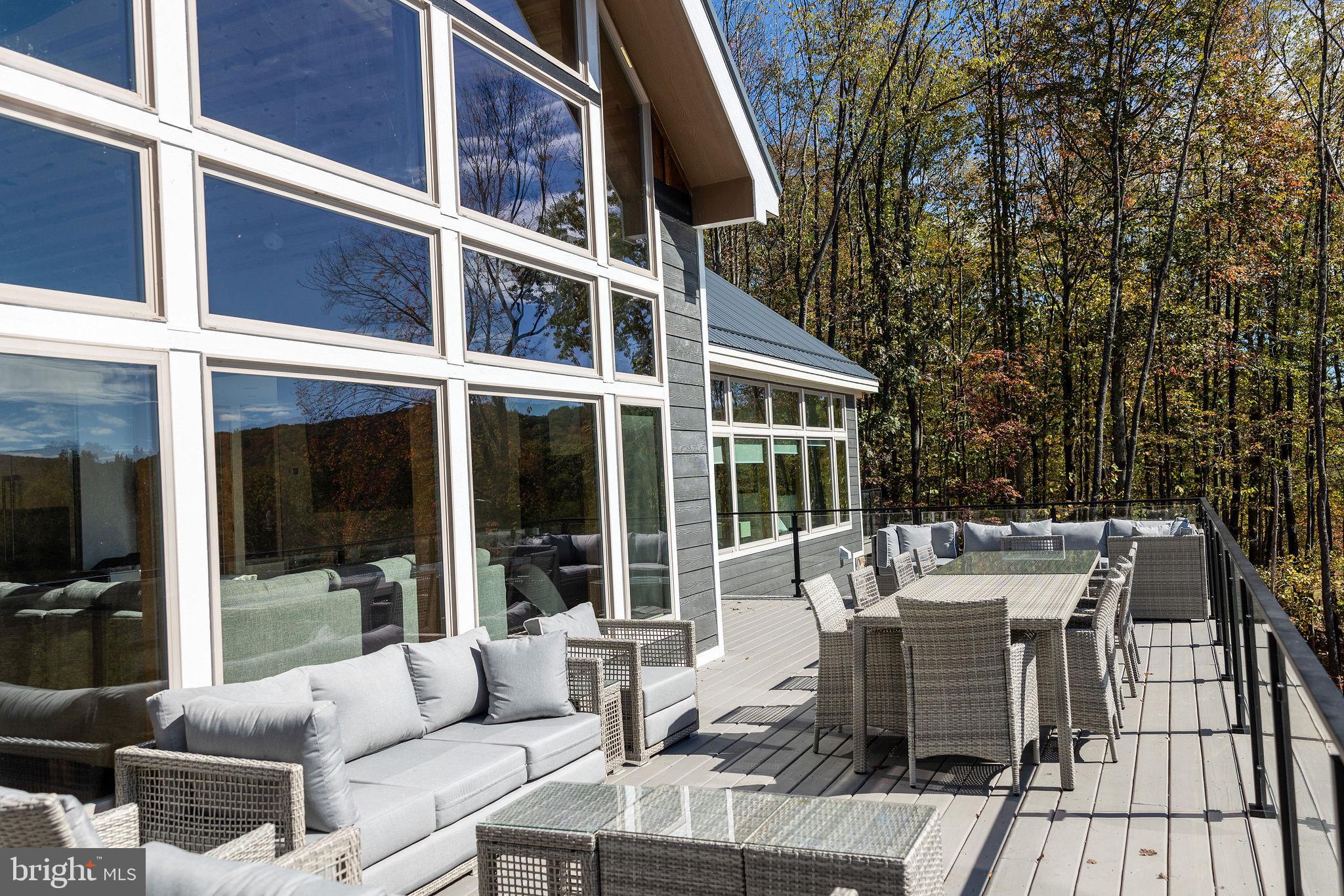 WATERS EDGE AT WISP - Residential