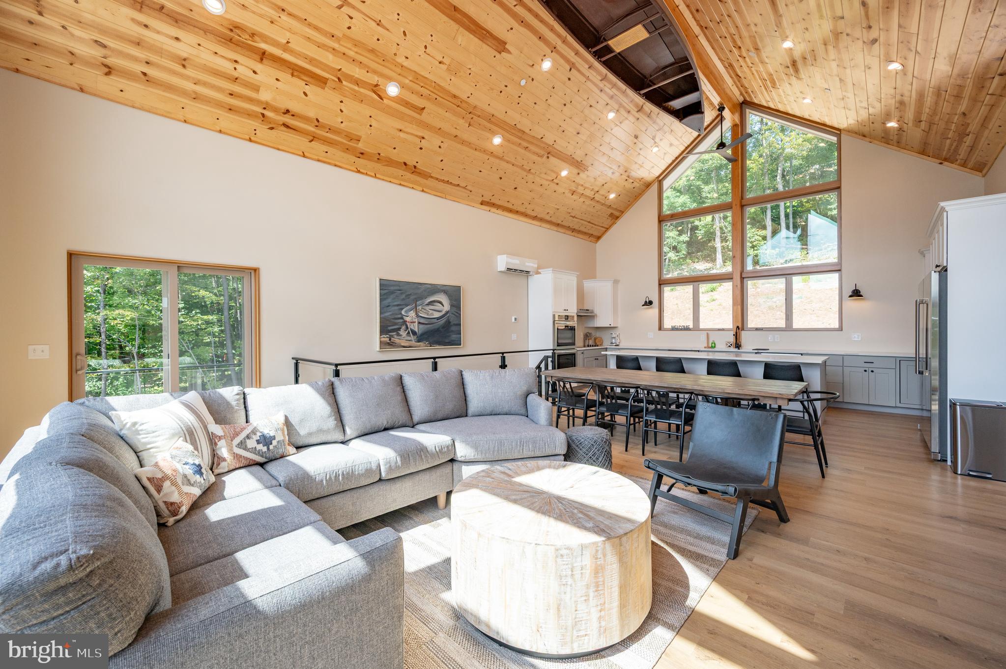 WATERS EDGE AT WISP - Residential