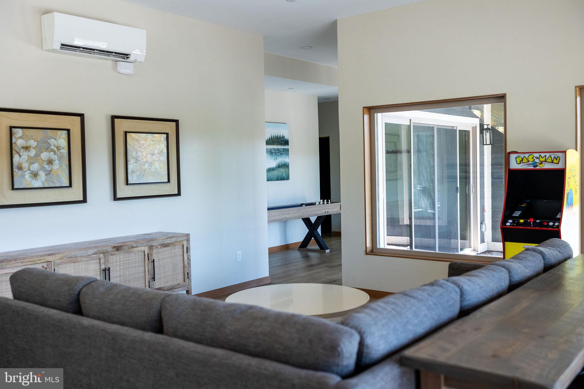 WATERS EDGE AT WISP - Residential