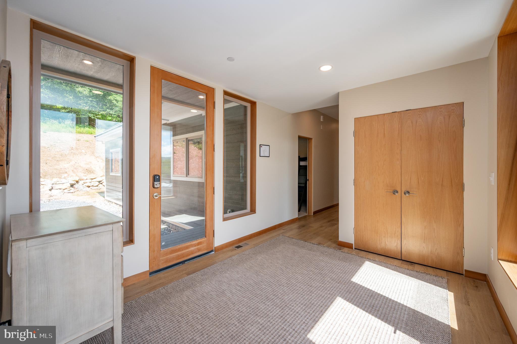 WATERS EDGE AT WISP - Residential