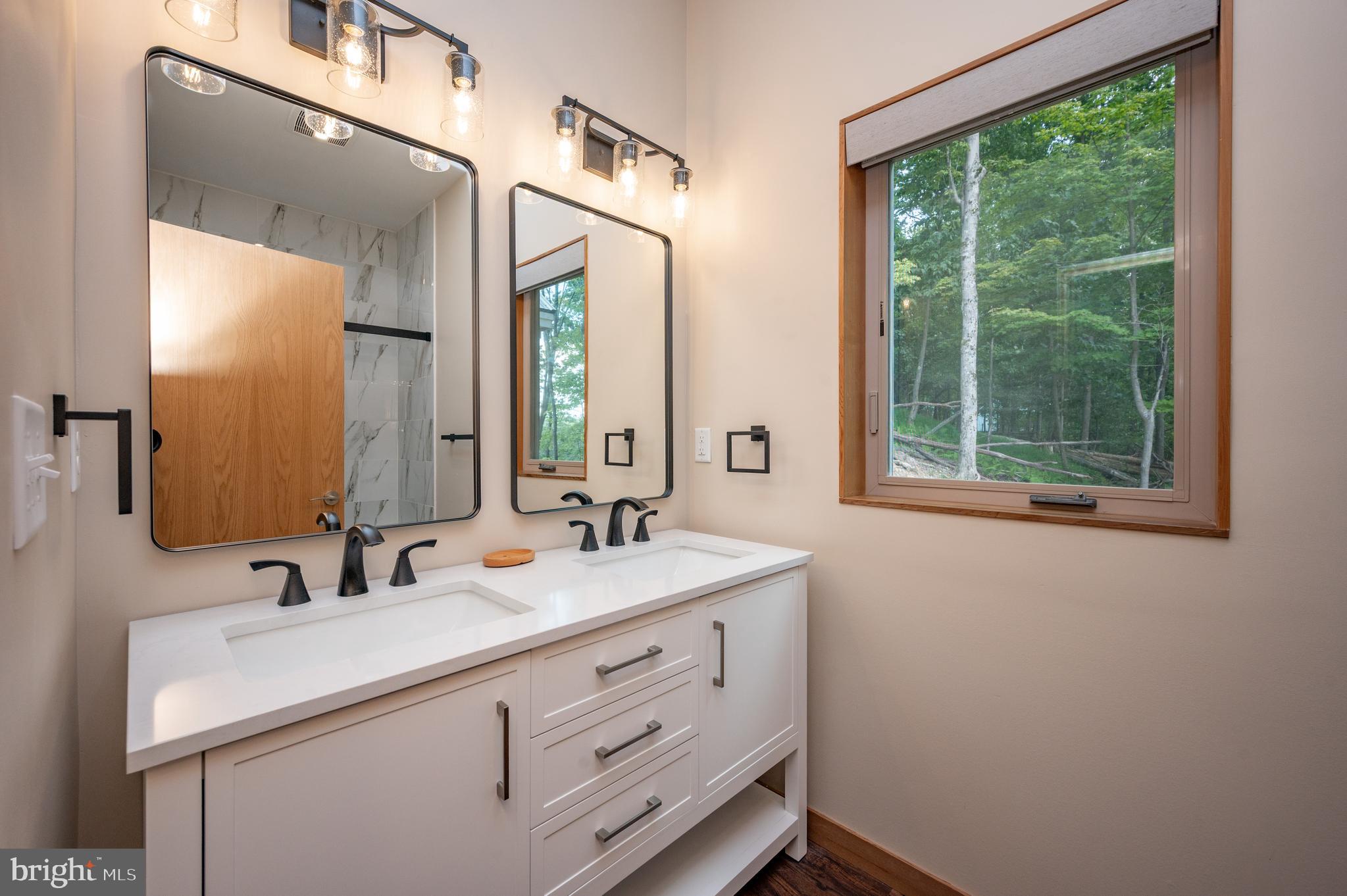 WATERS EDGE AT WISP - Residential