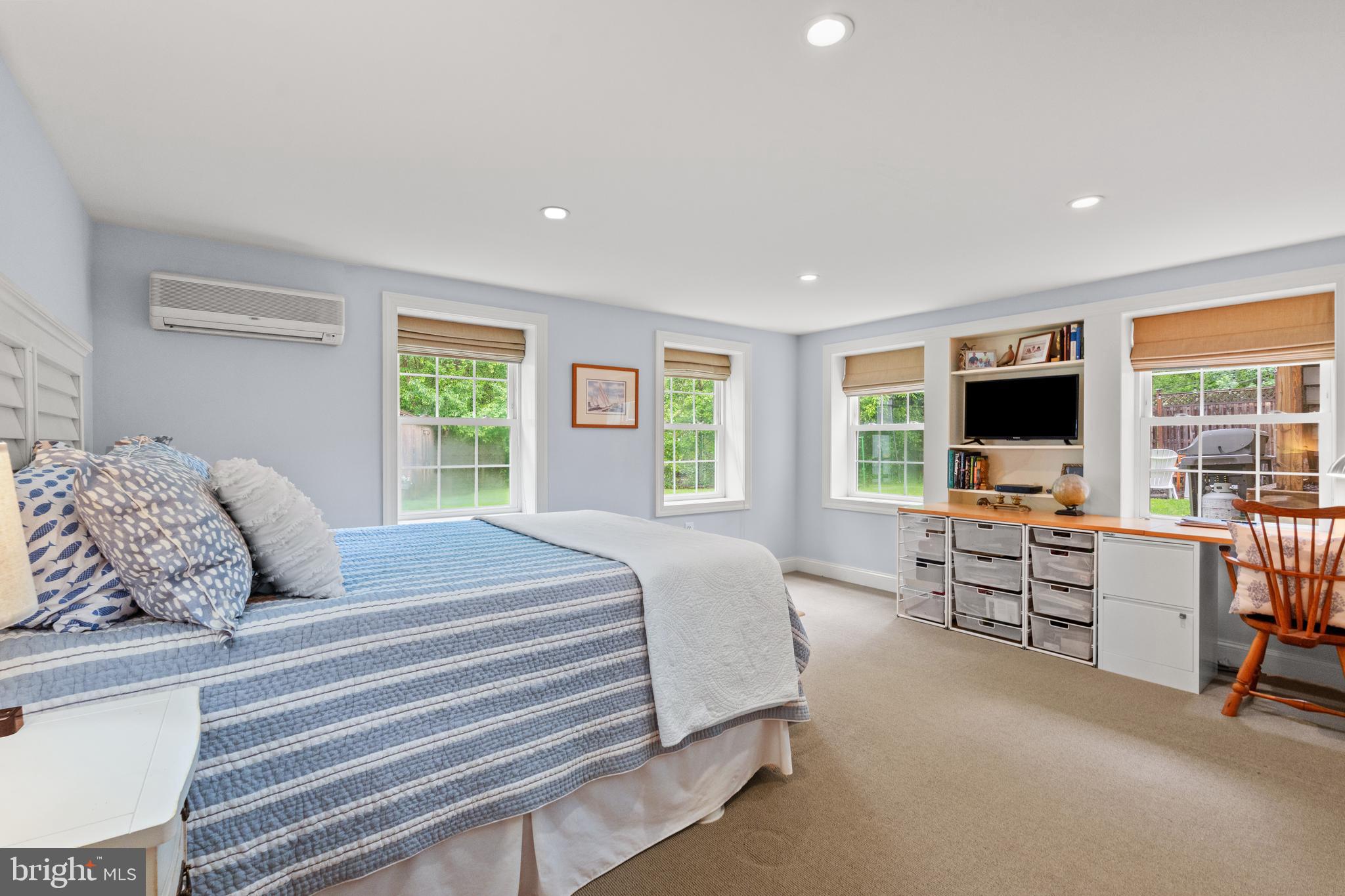 ROCK CREEK FOREST - Residential