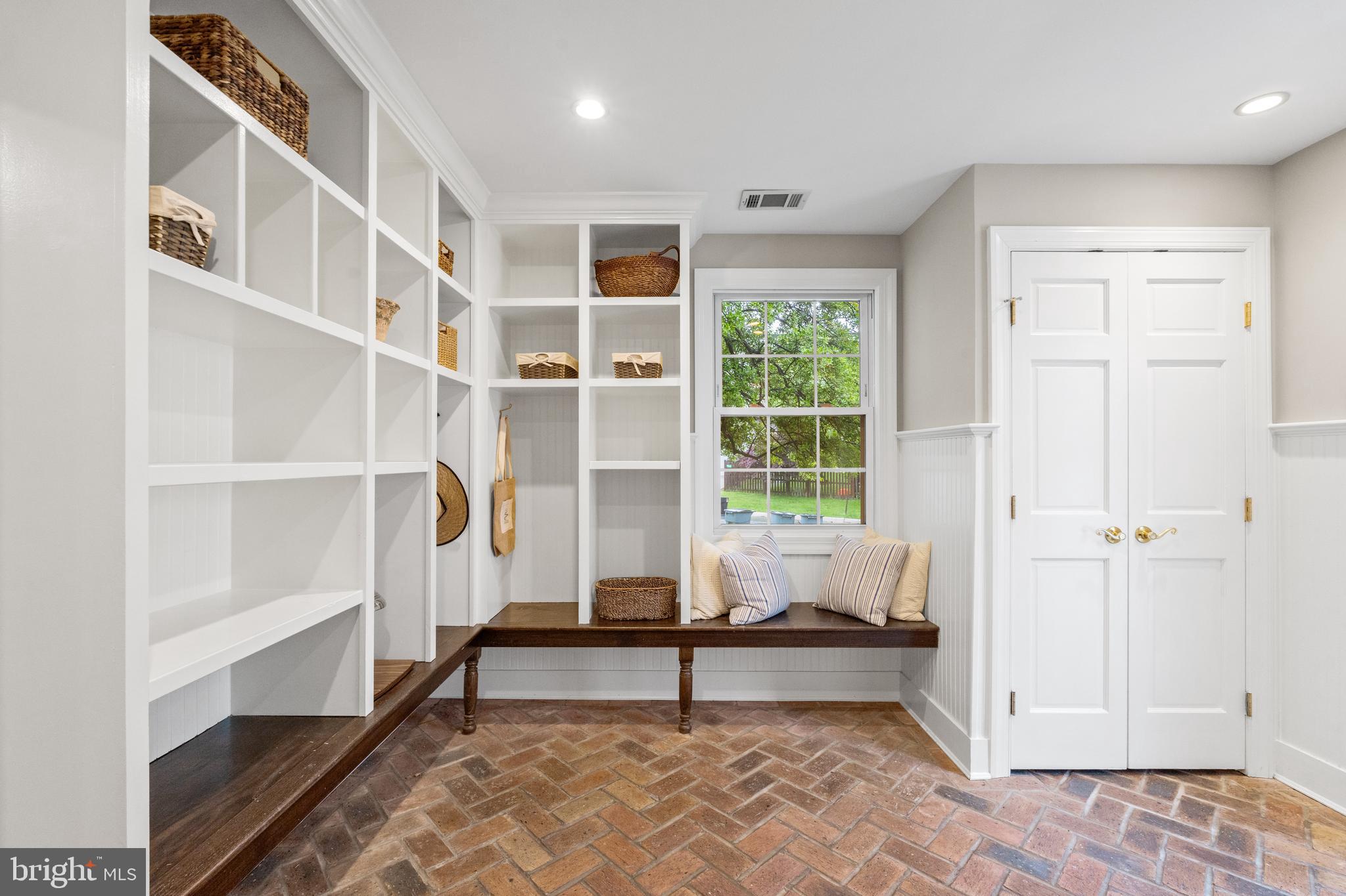 ROCK CREEK FOREST - Residential