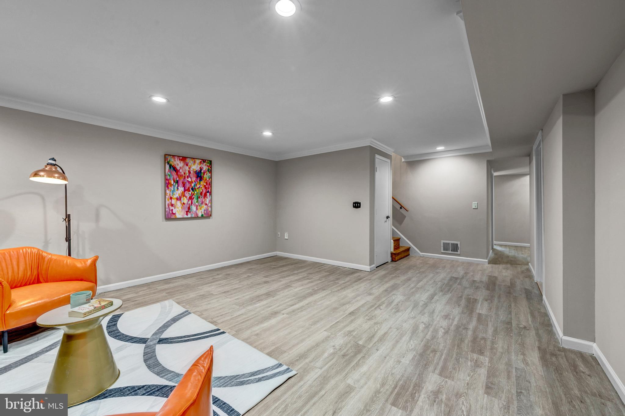 WILLOW WOODS - Residential