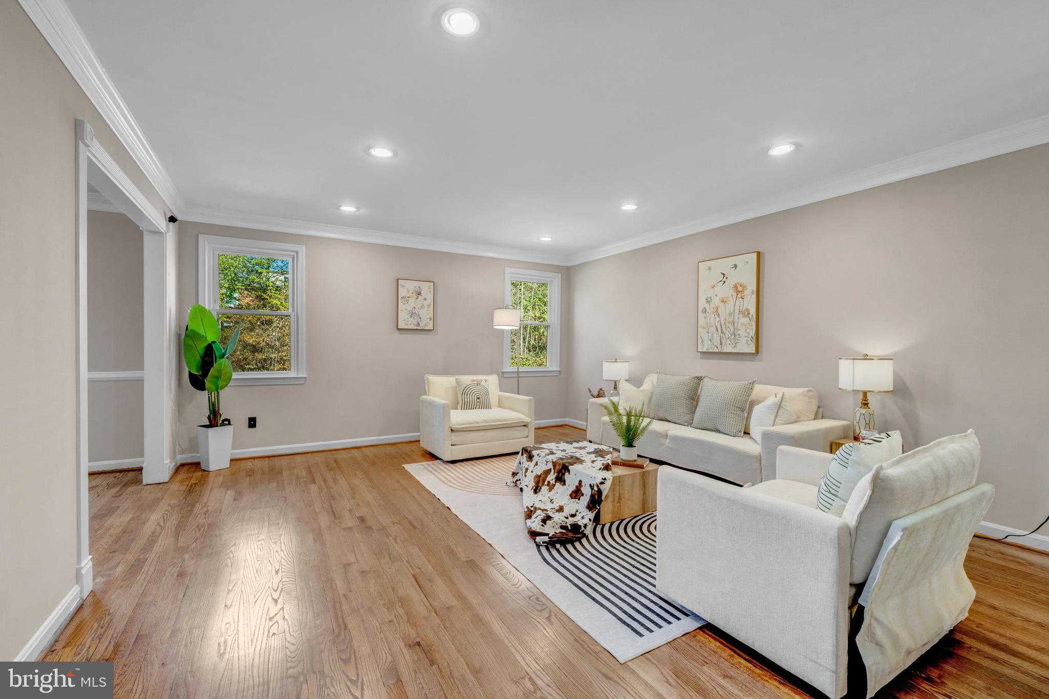 WILLOW WOODS - Residential