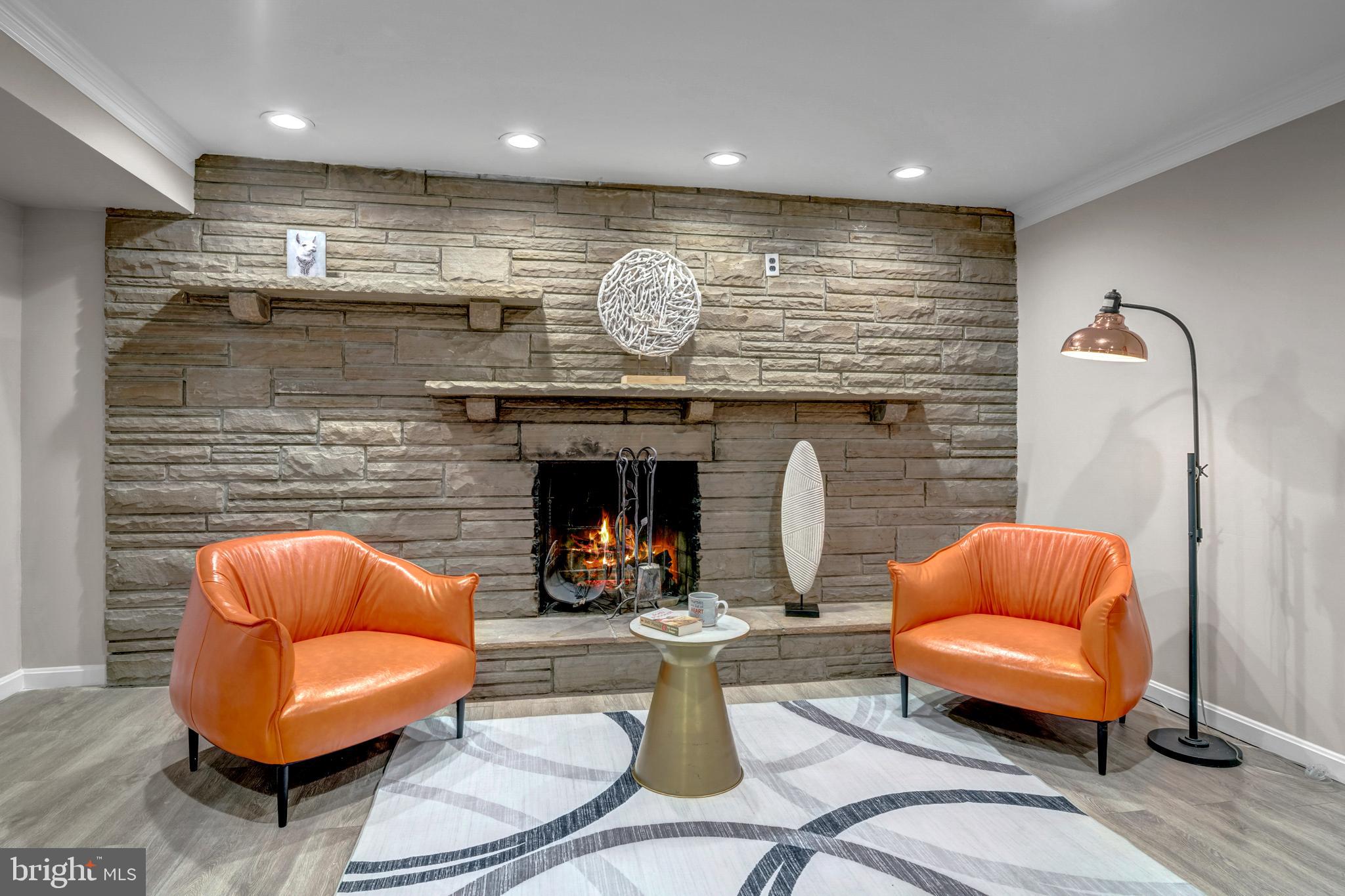 WILLOW WOODS - Residential