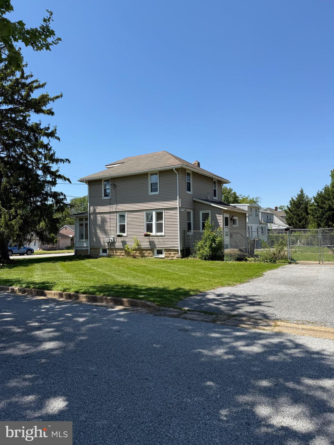 100 WASHINGTON AVENUE