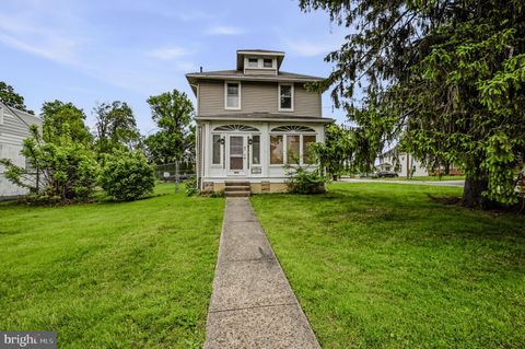 100 WASHINGTON AVENUE ELSMERE DE 19805