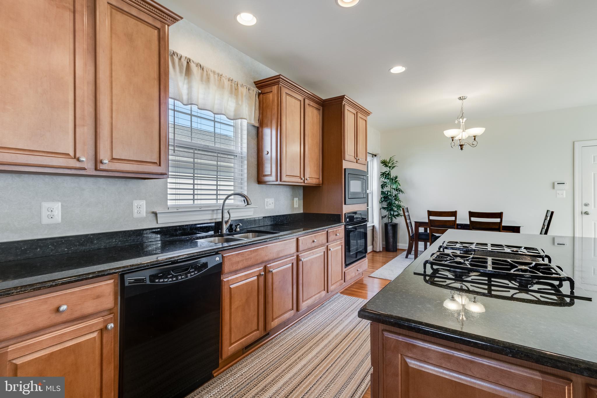 LEONARDS GRANT - Residential