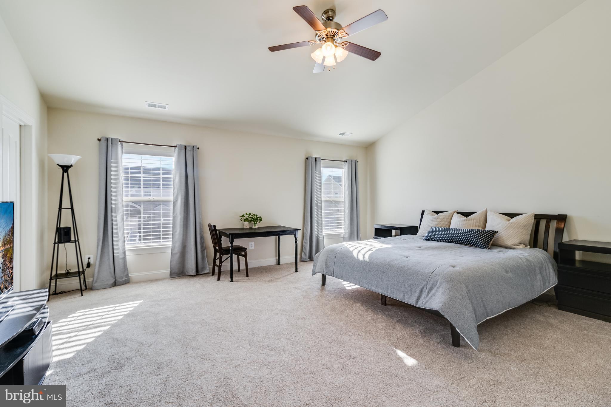 LEONARDS GRANT - Residential