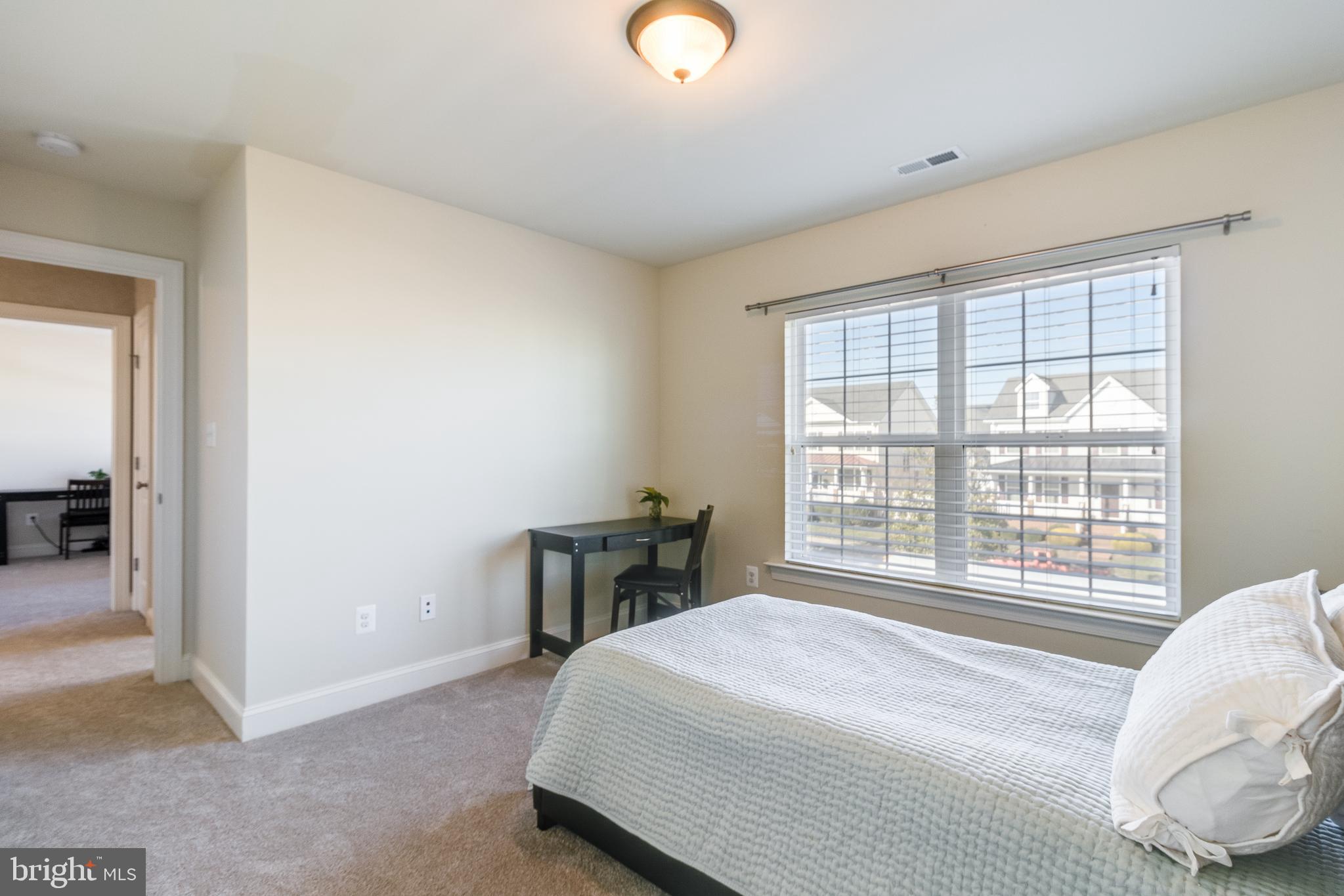 LEONARDS GRANT - Residential