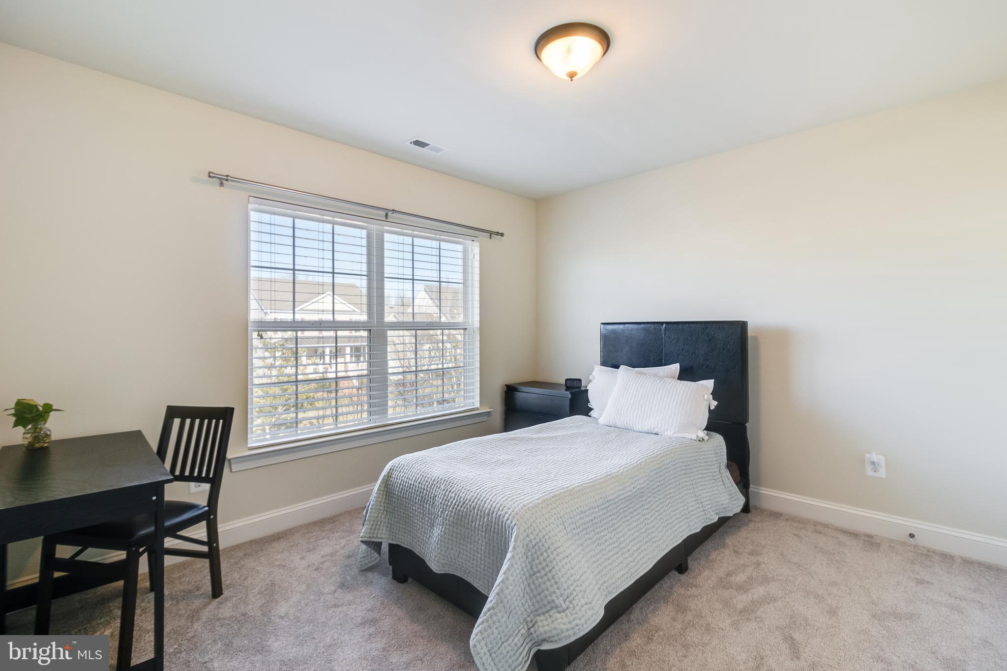 LEONARDS GRANT - Residential