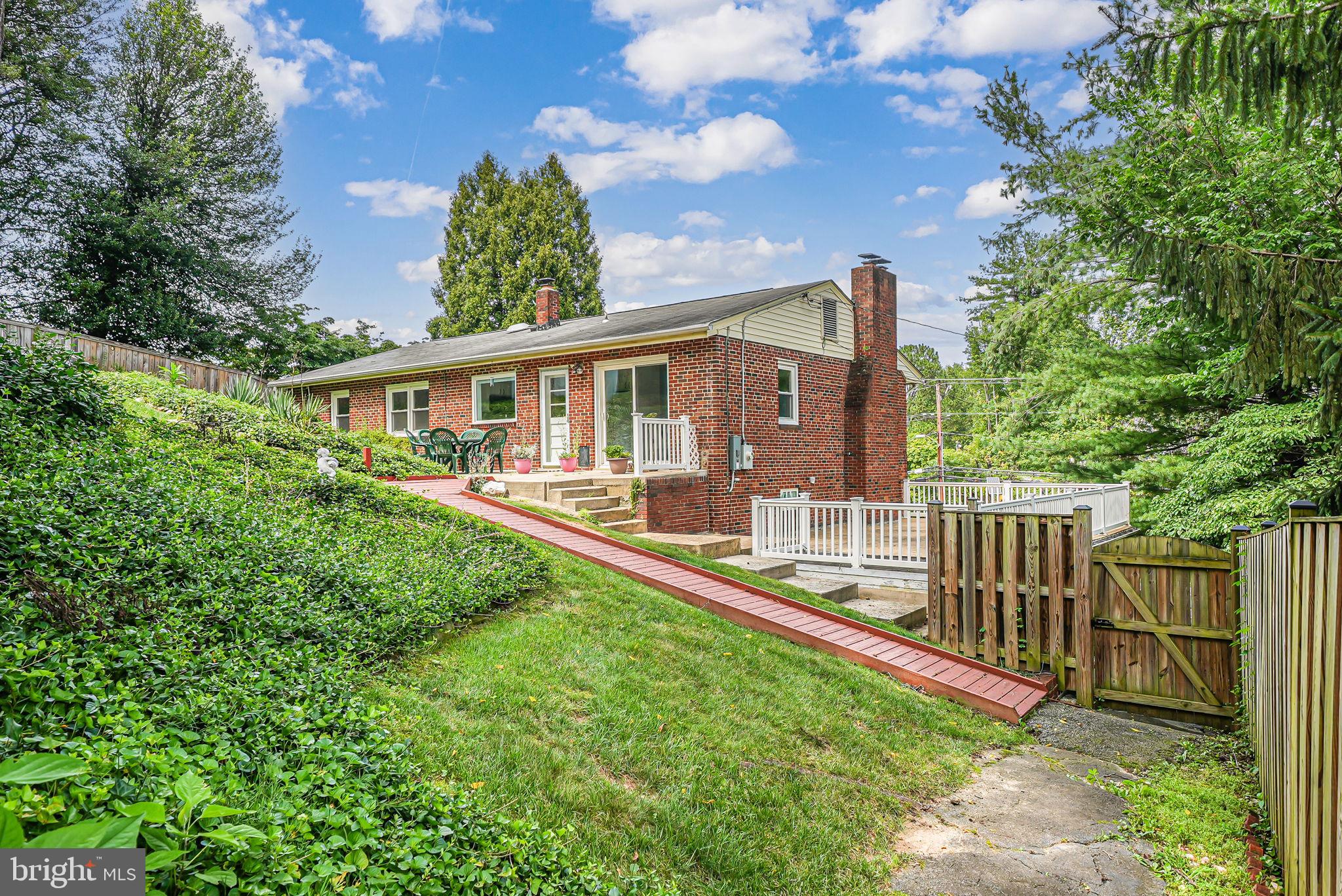 DONALDSON RUN - Residential