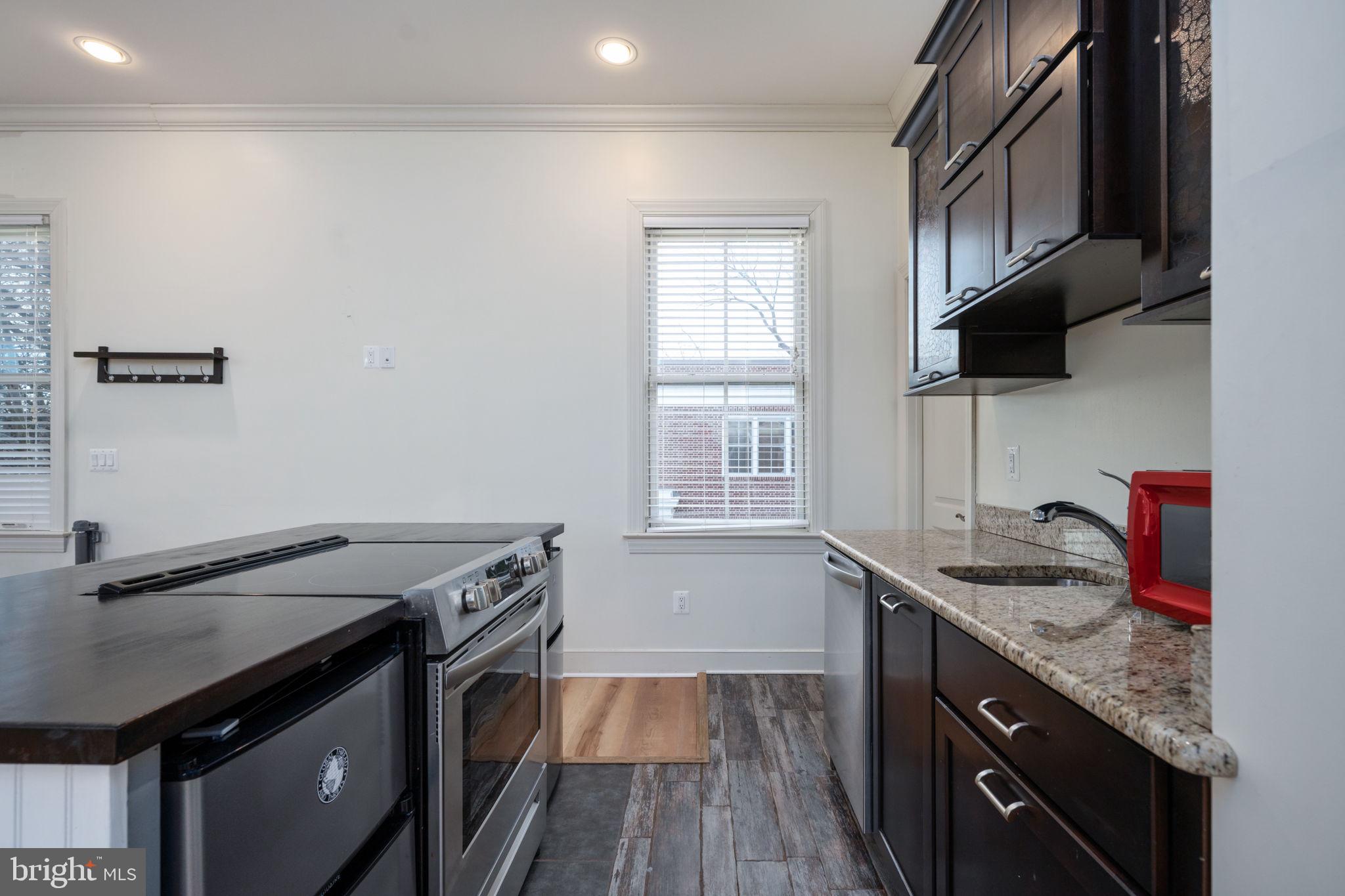 HISTORIC DISTRICT - Residential Lease