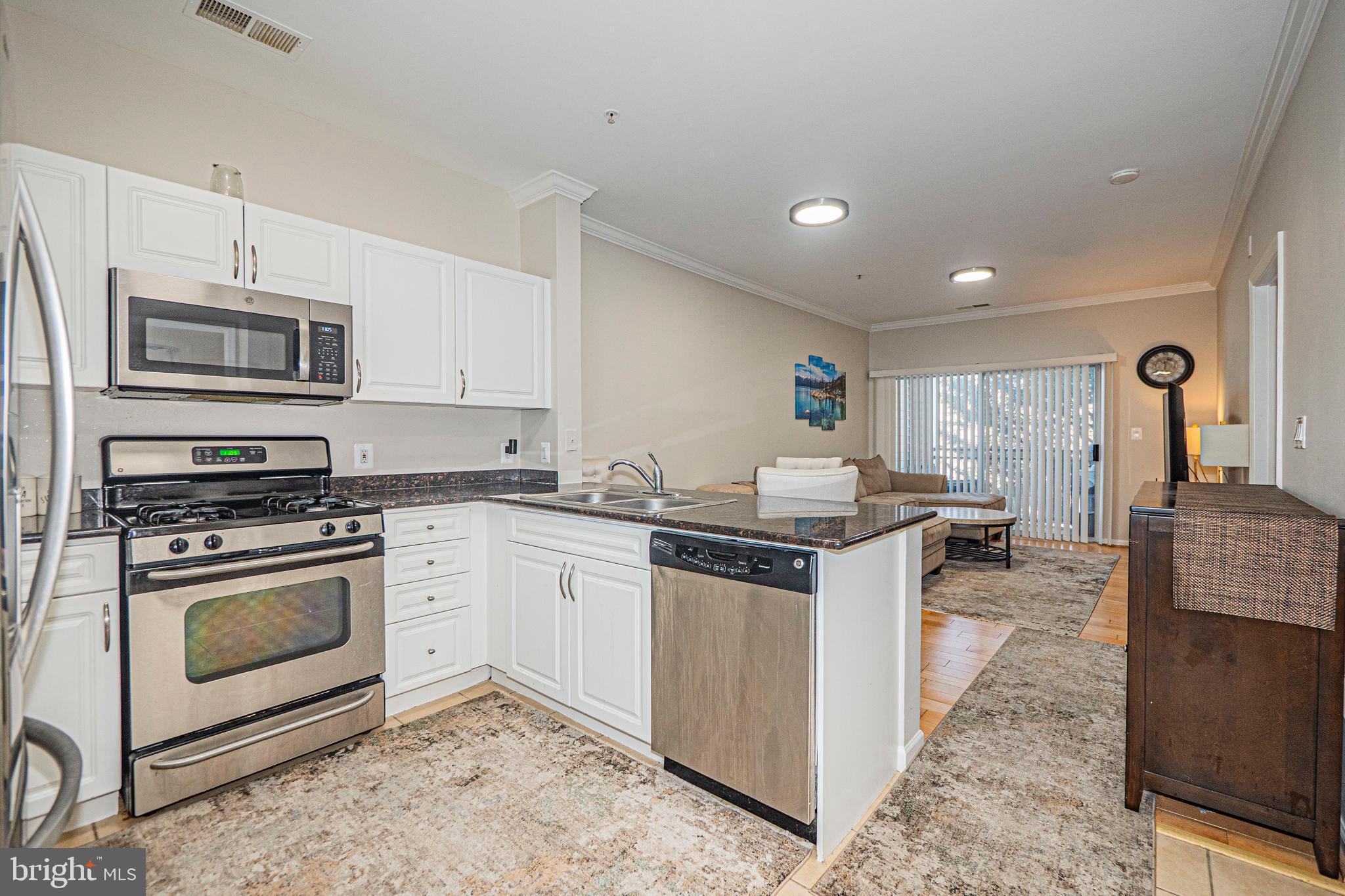 12957 CENTRE PARK CIRCLE 212