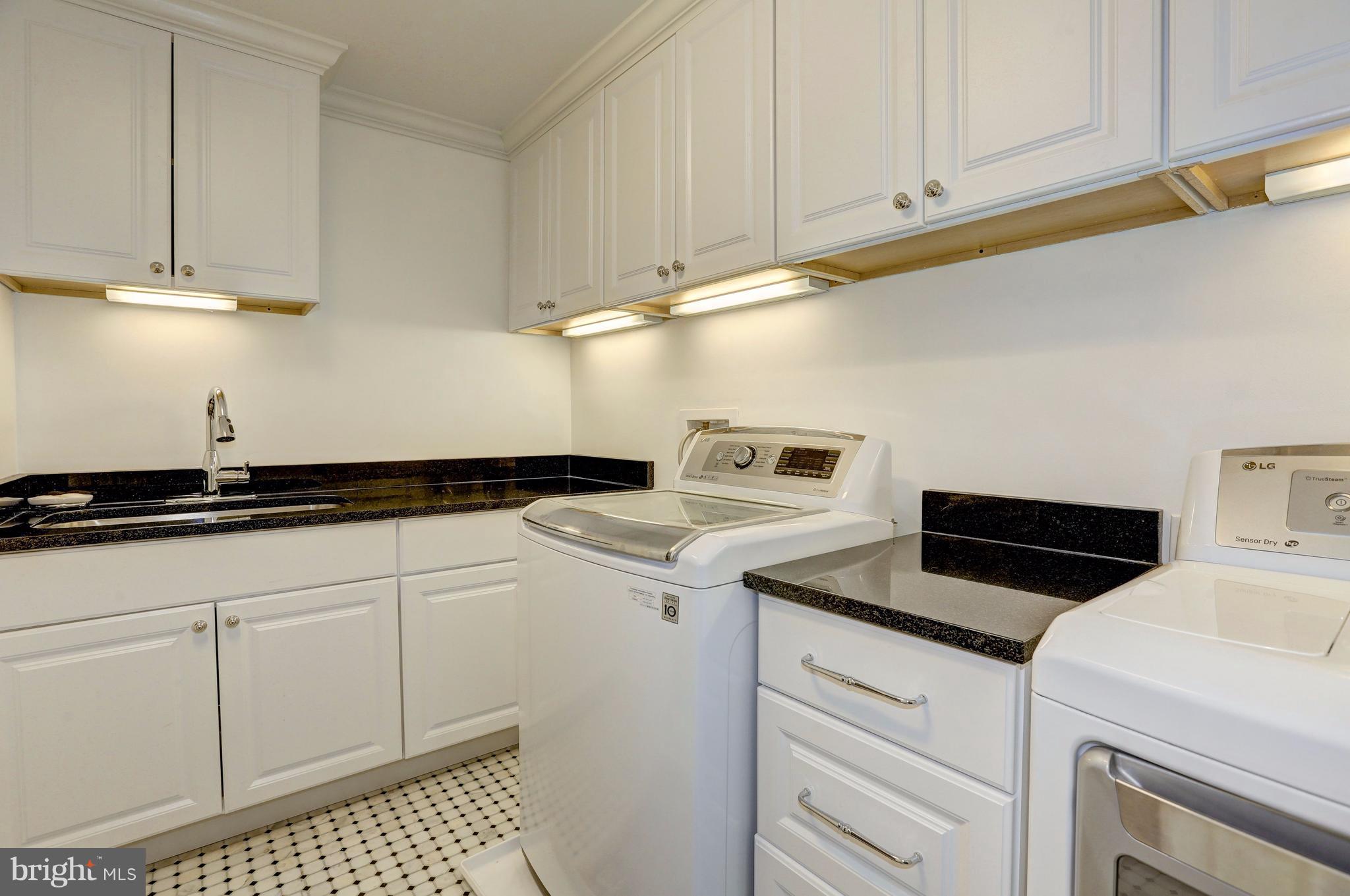 BERKLEY - Residential