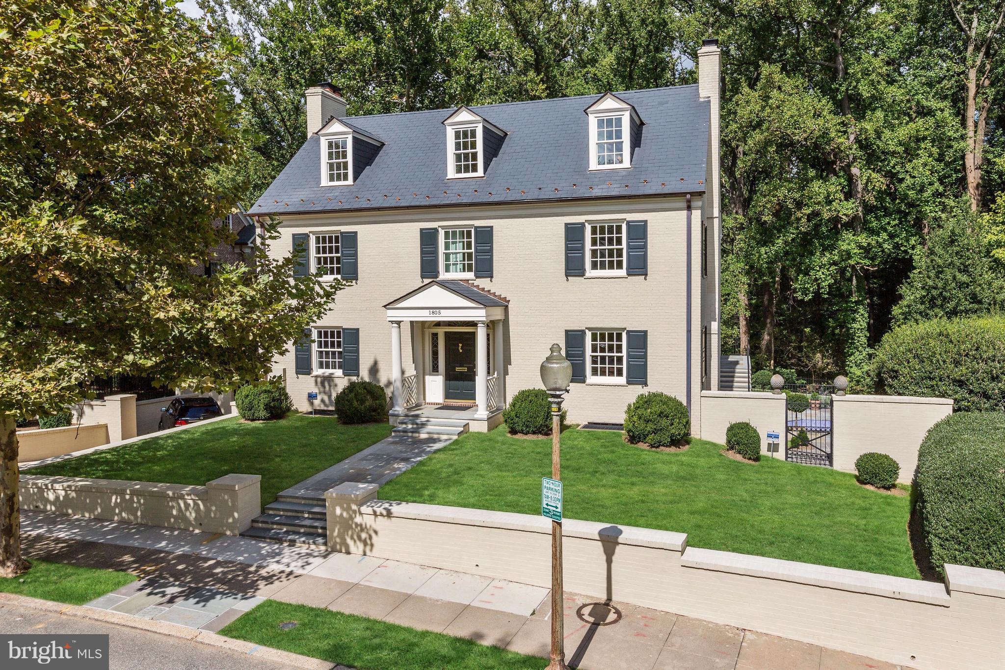 BERKLEY - Residential