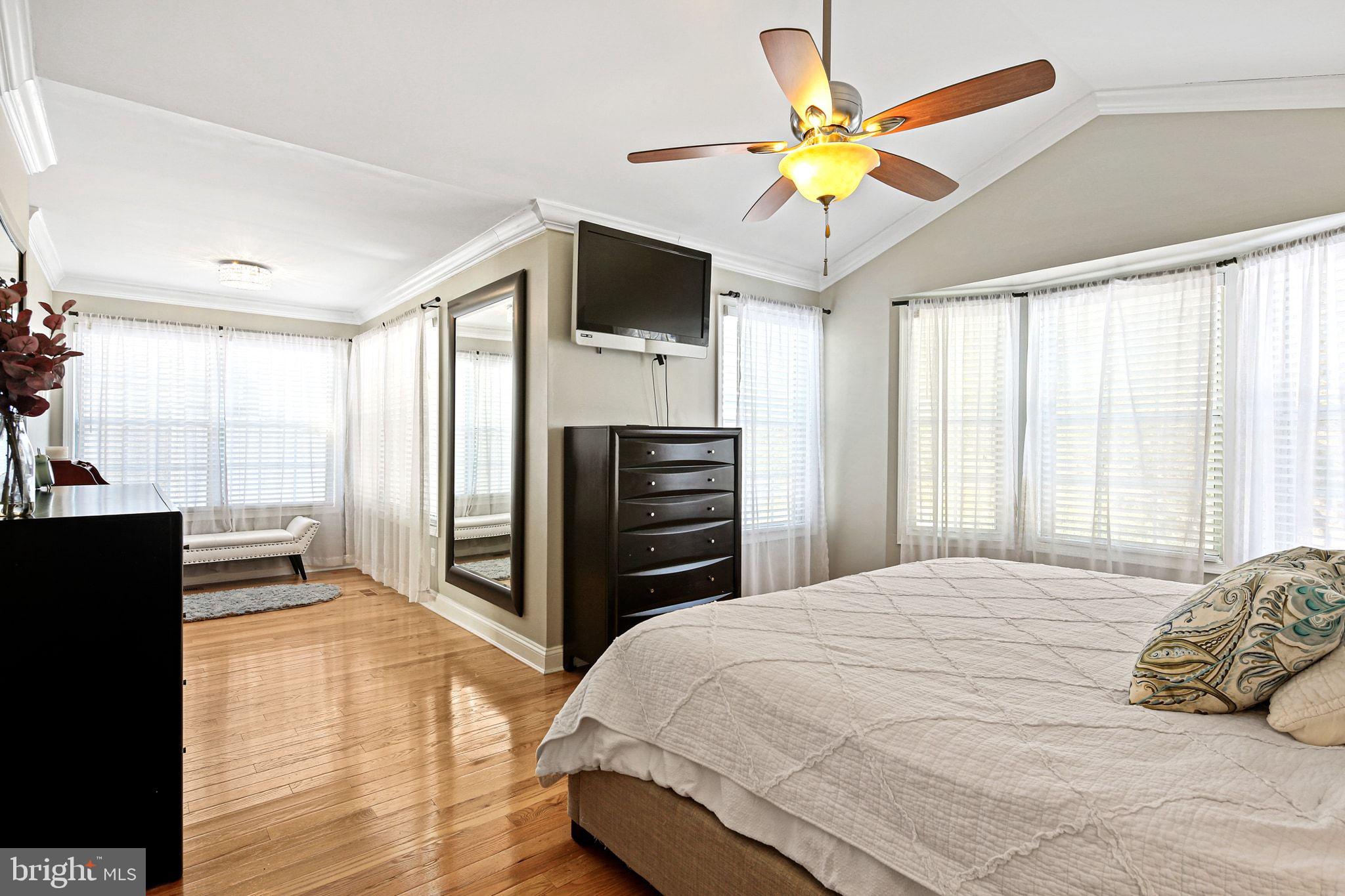 GABLE FIELD - Residential