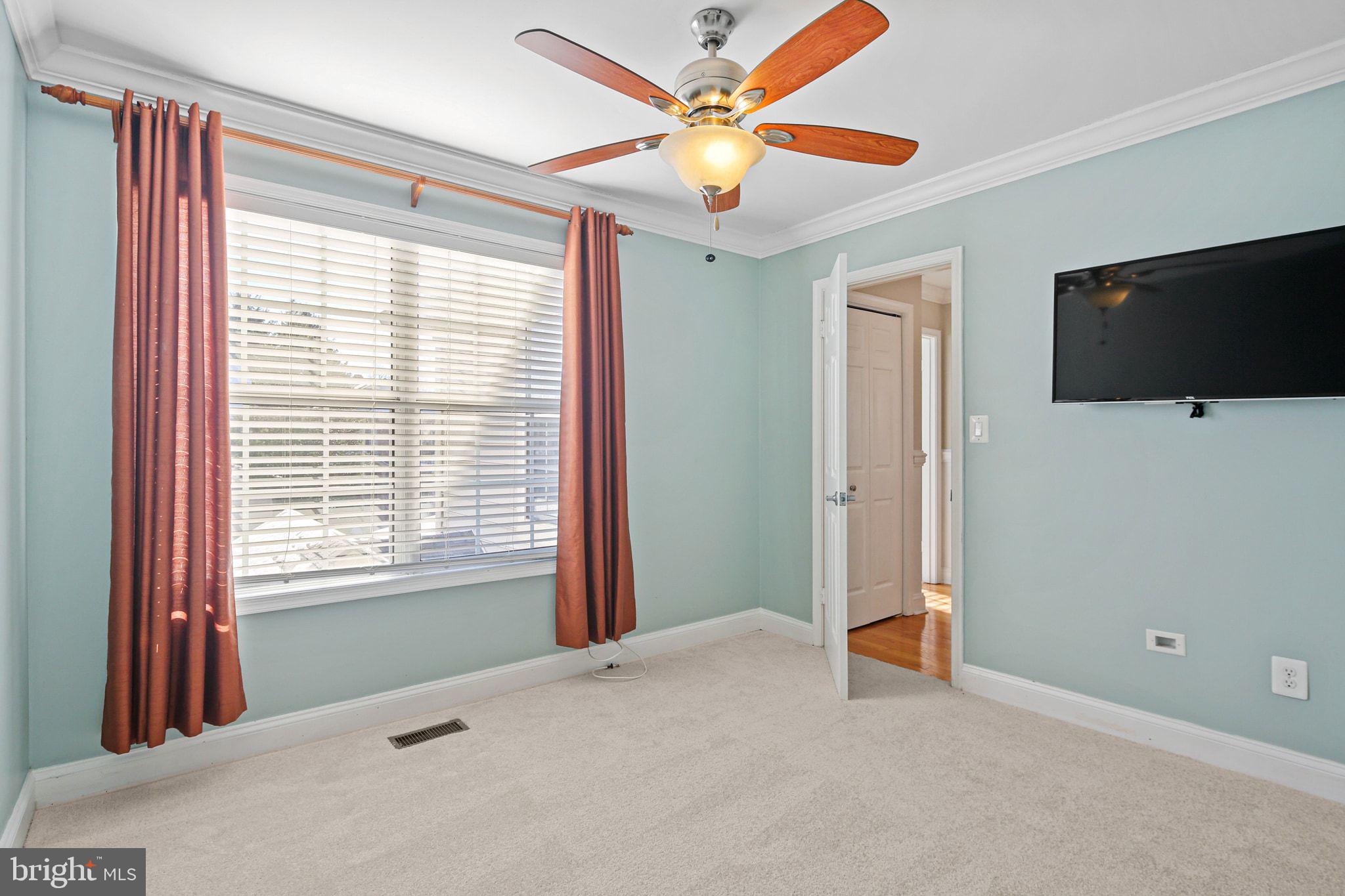 GABLE FIELD - Residential