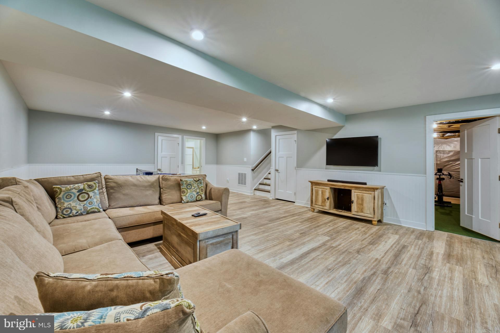 BROOKSIDE - Residential