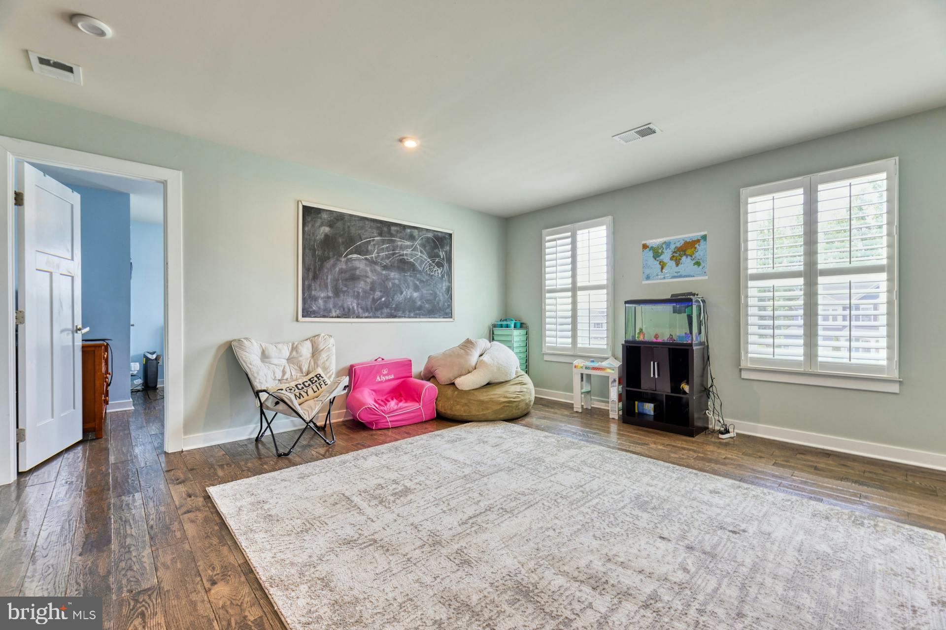 BROOKSIDE - Residential