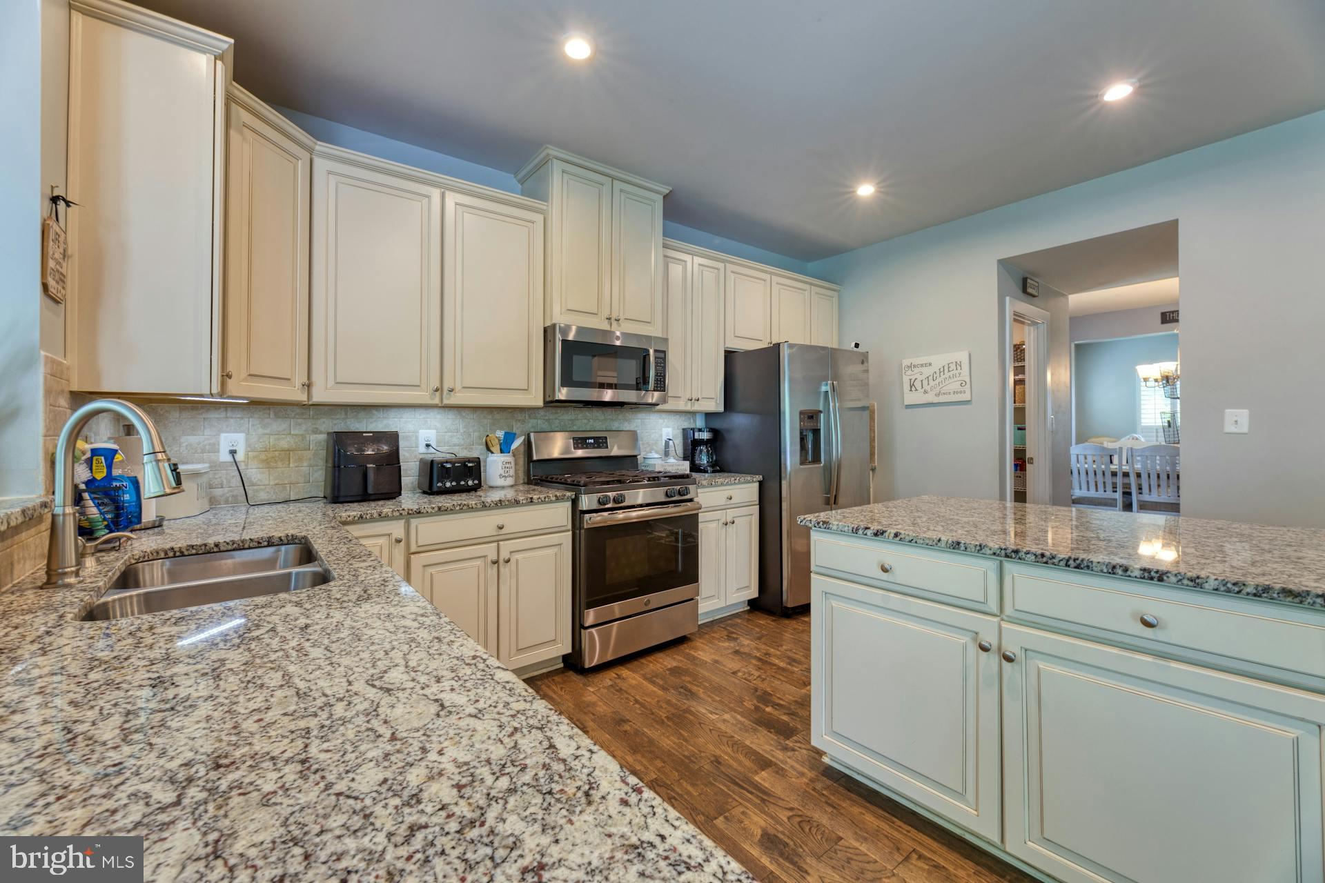 BROOKSIDE - Residential