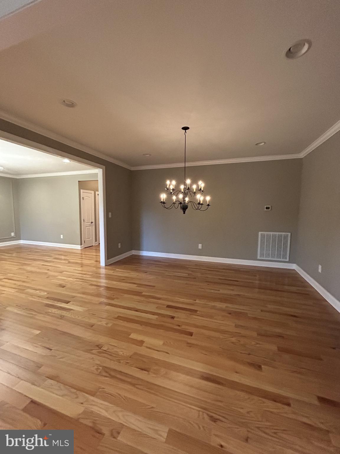 CORTLAND VILLAS - Residential