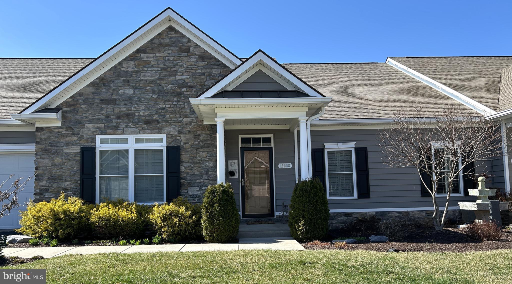 CORTLAND VILLAS - Residential